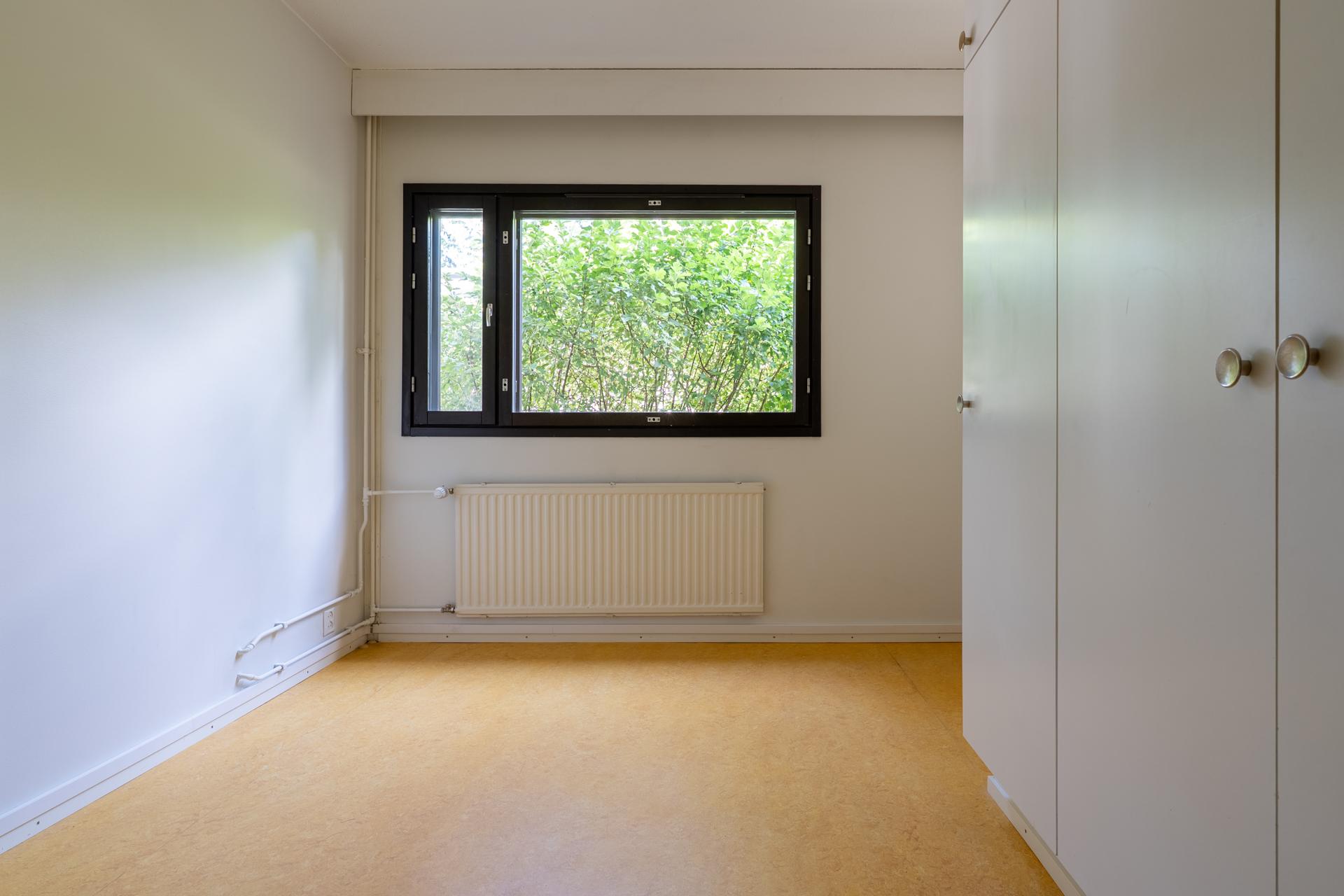 Piispantie 4, Pitäjänmäki, Helsinki