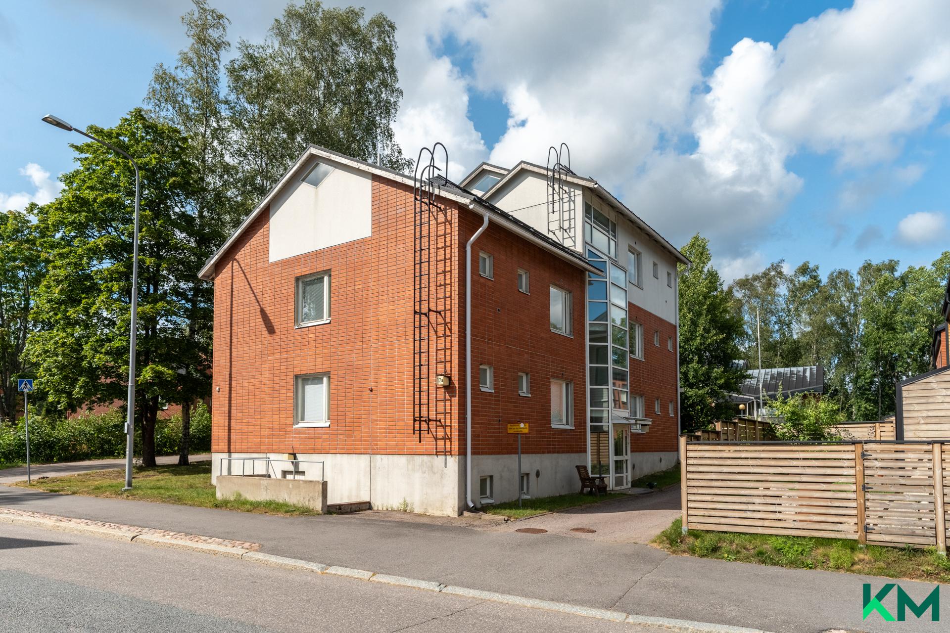 Laurinniityntie 17, Lassila, Helsinki