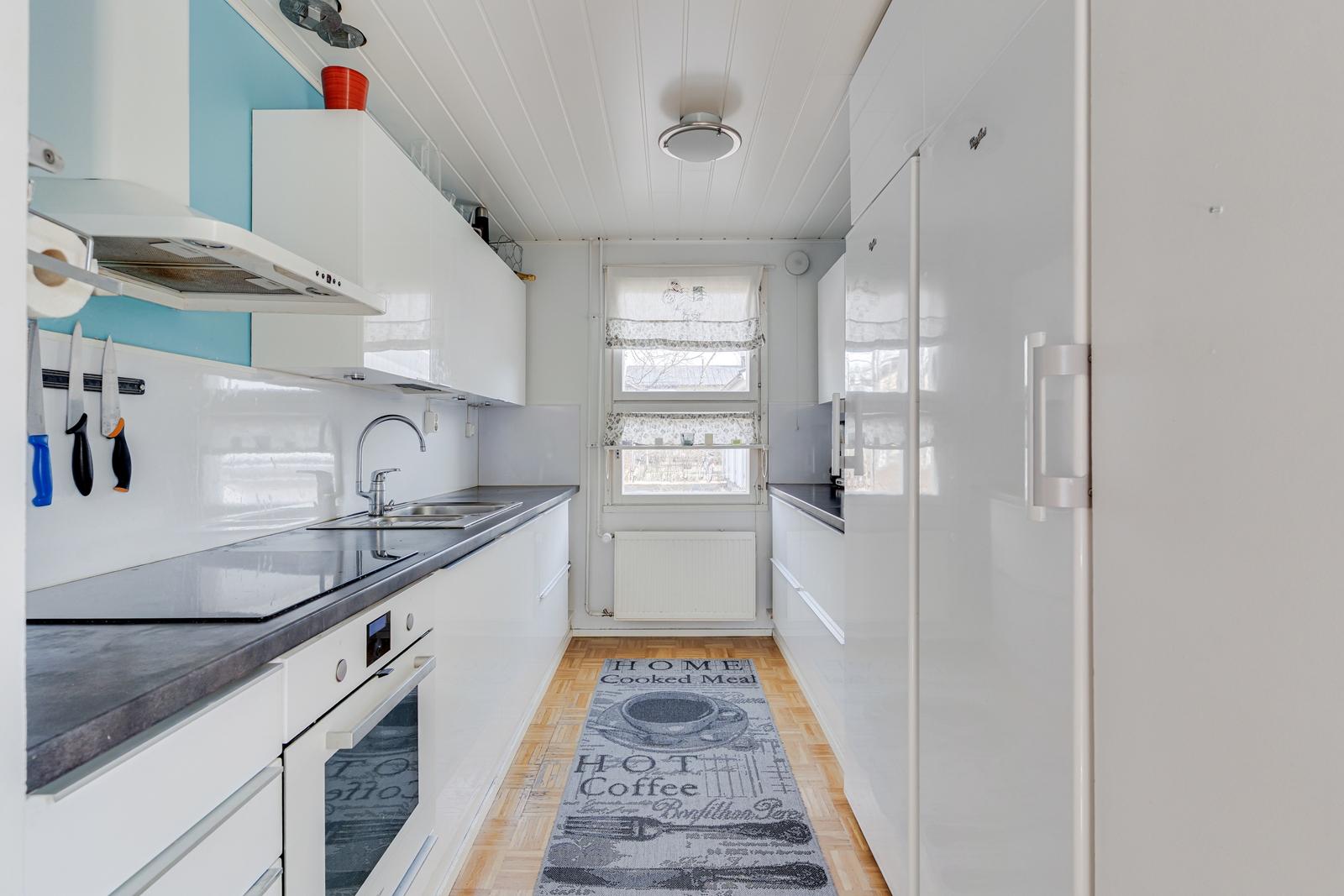 Heinäpellontie 9, Tapaninkylä, Helsinki