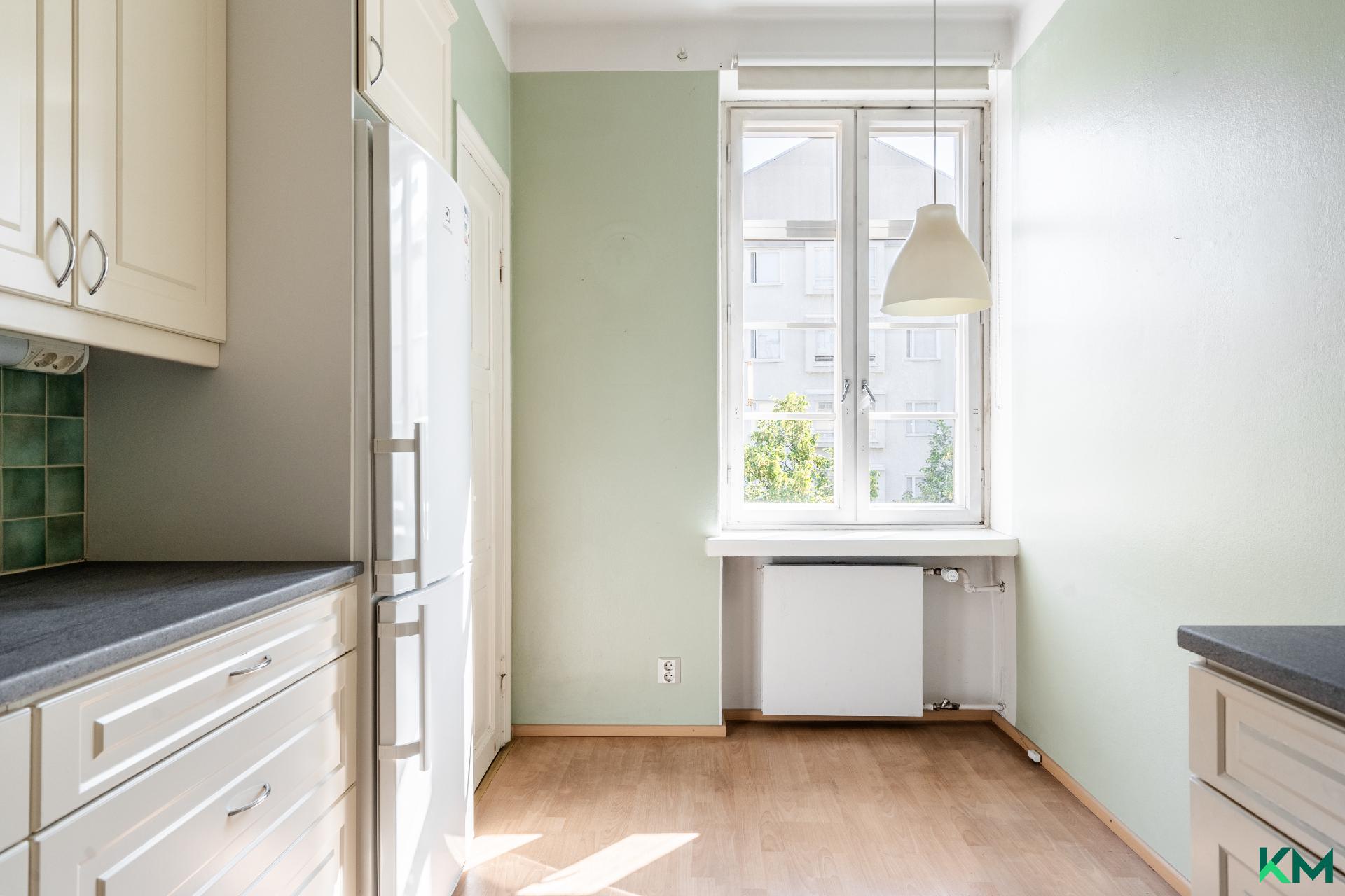 Saariniemenkatu 4, Siltasaari, Helsinki