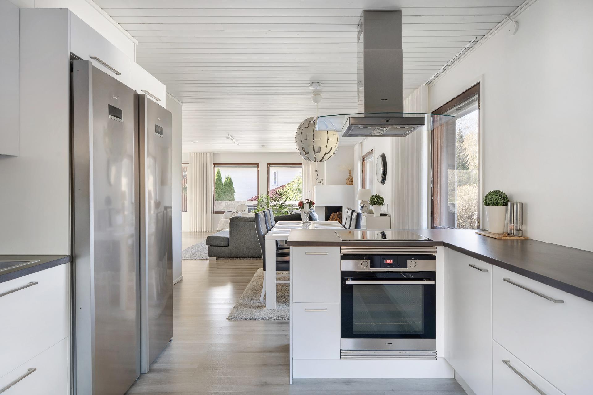 Laaksonpohjantie 15, Laaksolahti, Espoo