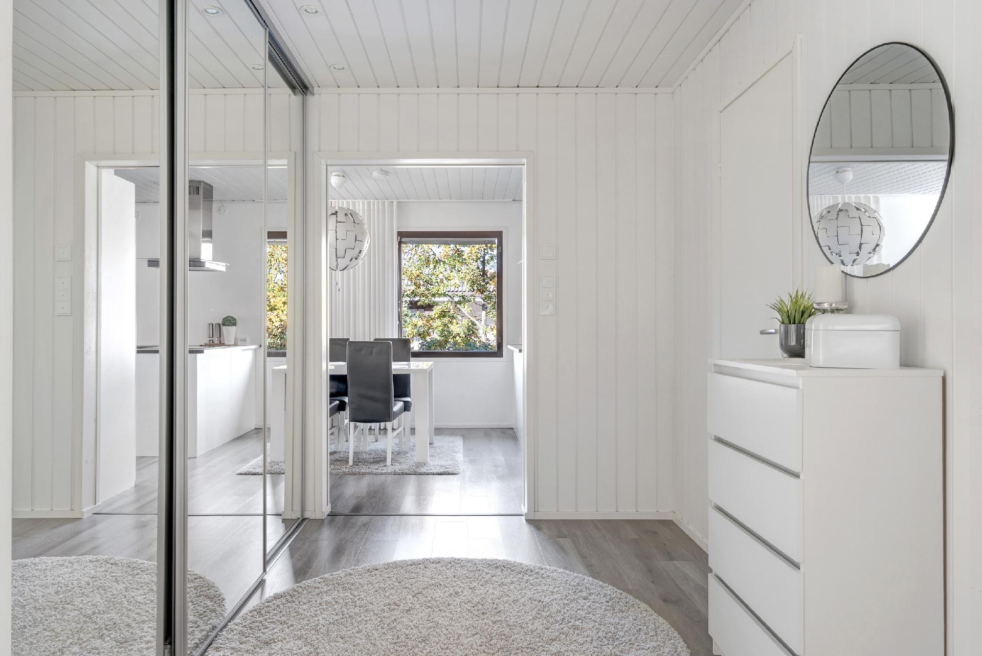 Laaksonpohjantie 15, Laaksolahti, Espoo