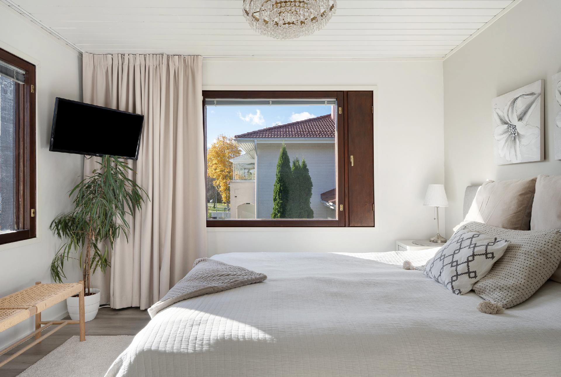 Laaksonpohjantie 15, Laaksolahti, Espoo