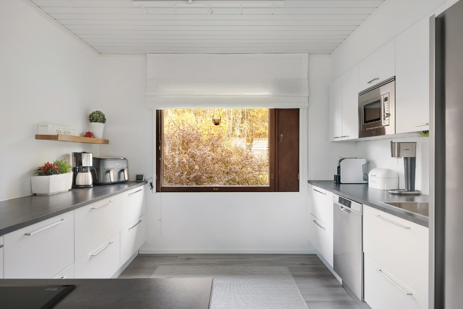 Laaksonpohjantie 15, Laaksolahti, Espoo