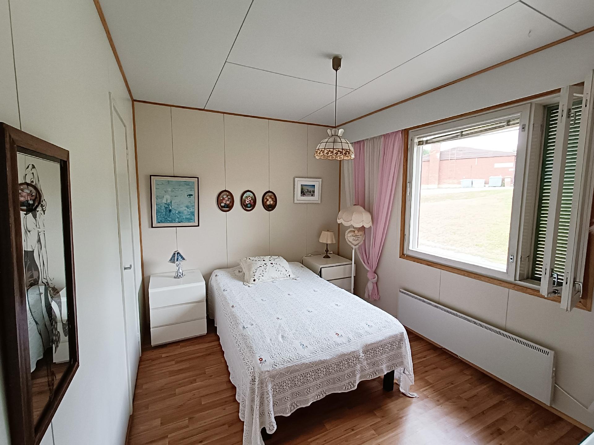 Koulutie 11, Hirvensalmi