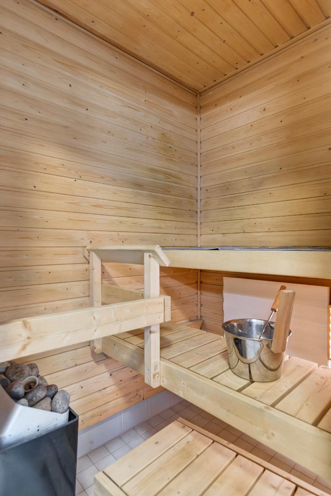 Huringinkatu 1, Muotiala, Tampere