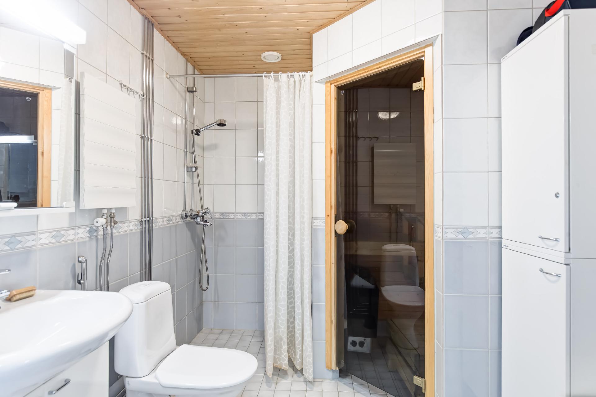 Huringinkatu 1, Muotiala, Tampere