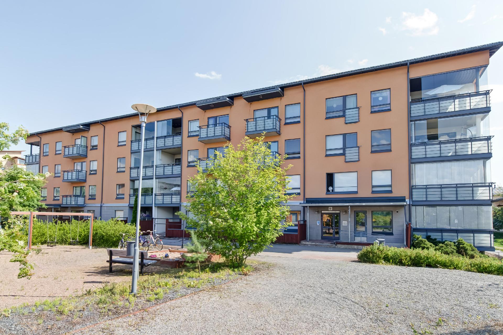 Huringinkatu 1, Muotiala, Tampere