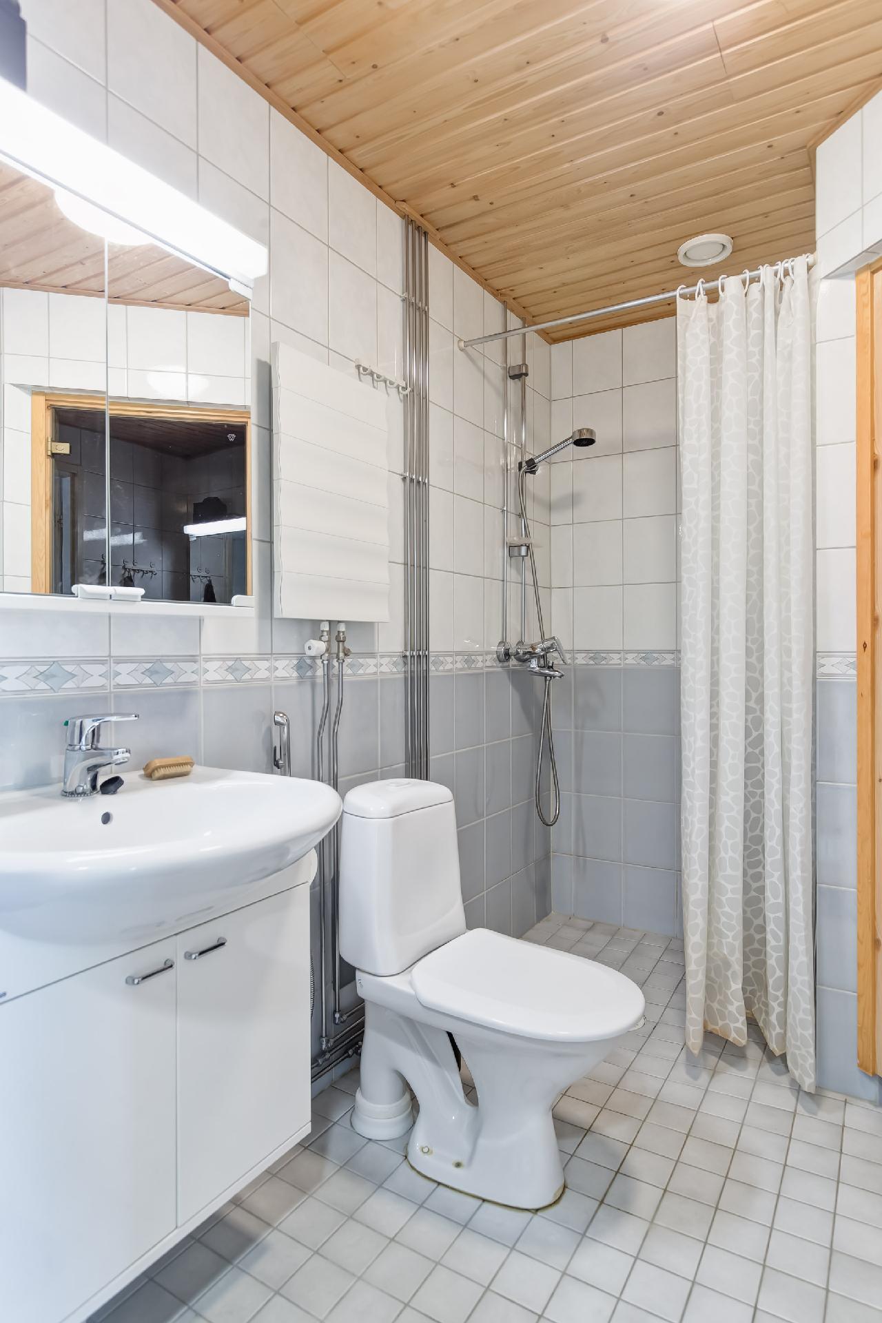 Huringinkatu 1, Muotiala, Tampere