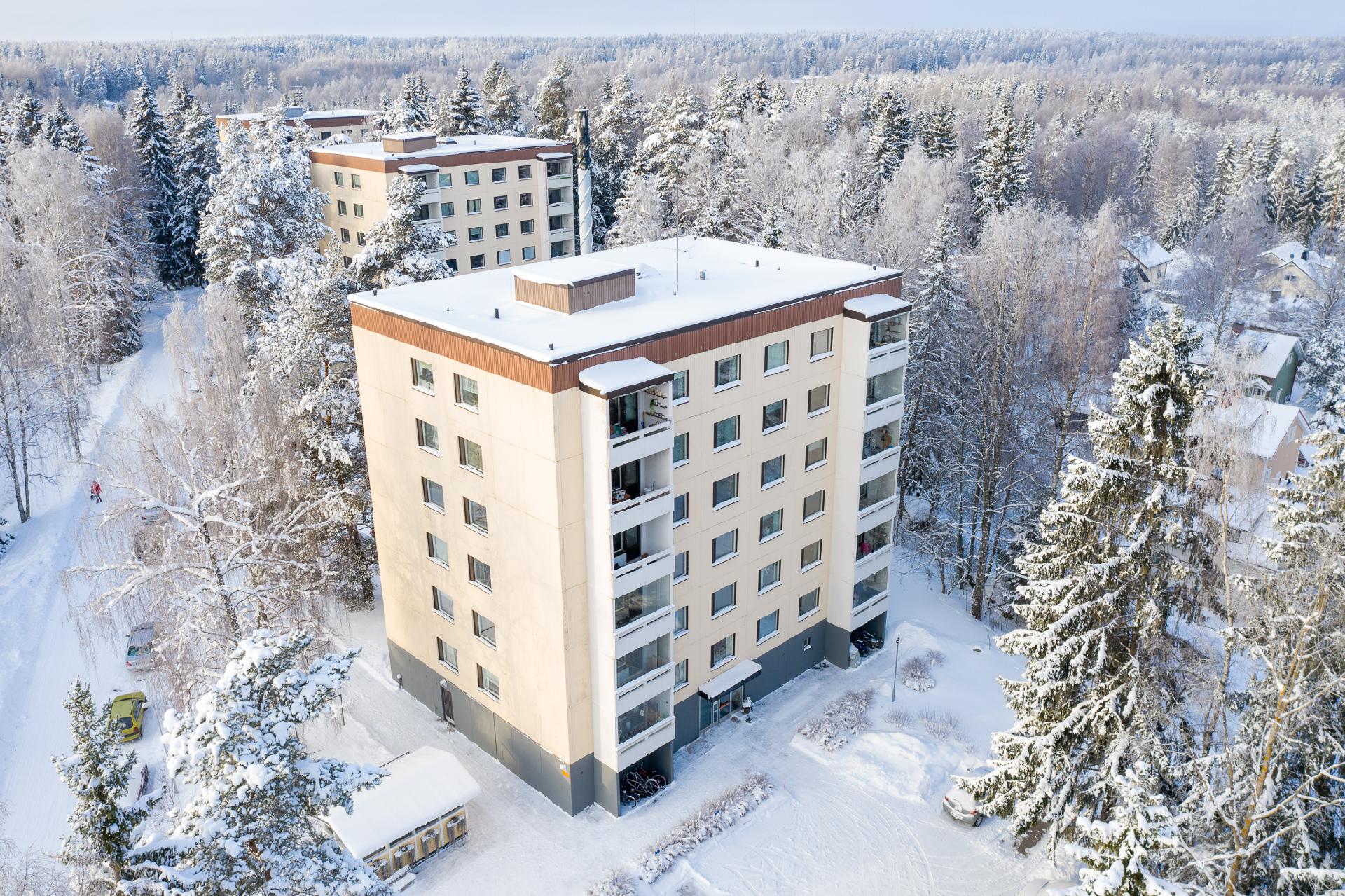 Karjalantie 7, Ulvajanniemi, Valkeakoski