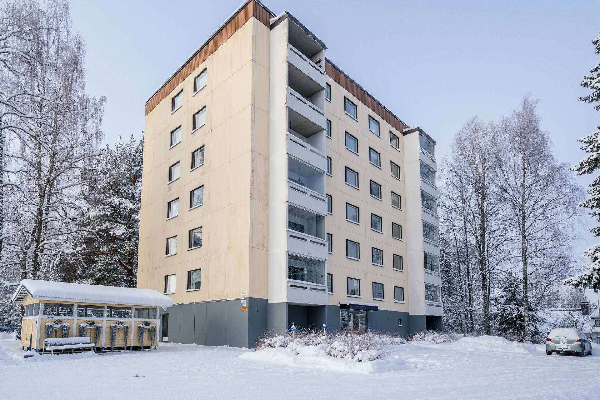 Karjalantie 7, Ulvajanniemi, Valkeakoski