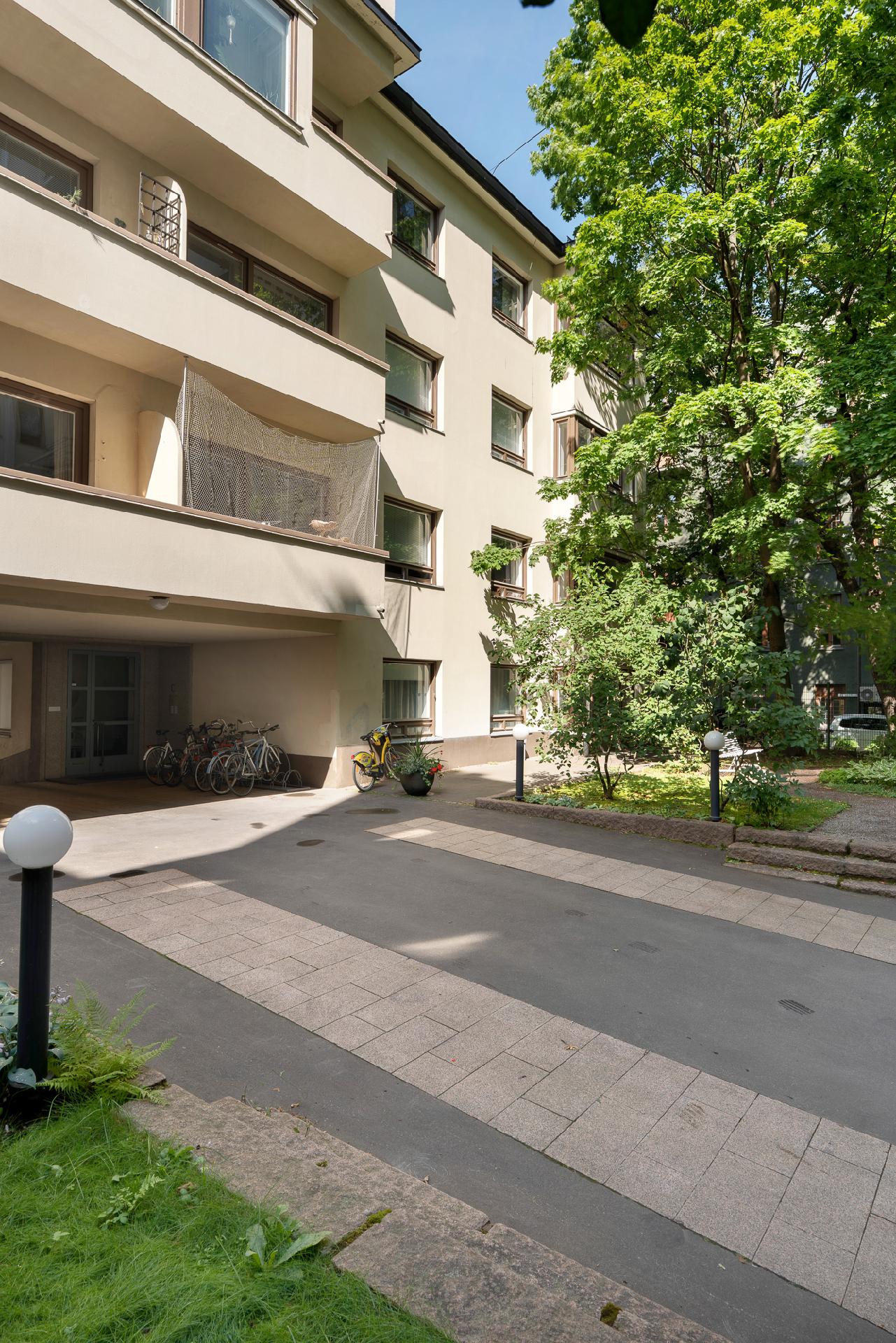 Bulevardi 15, Kamppi, Helsinki