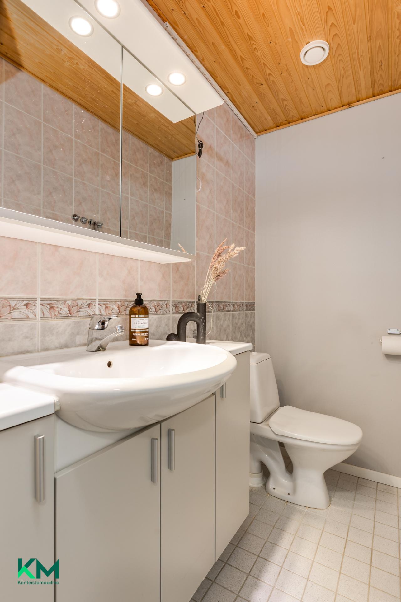 Oritputaantie 43, Iinatti, Oulu