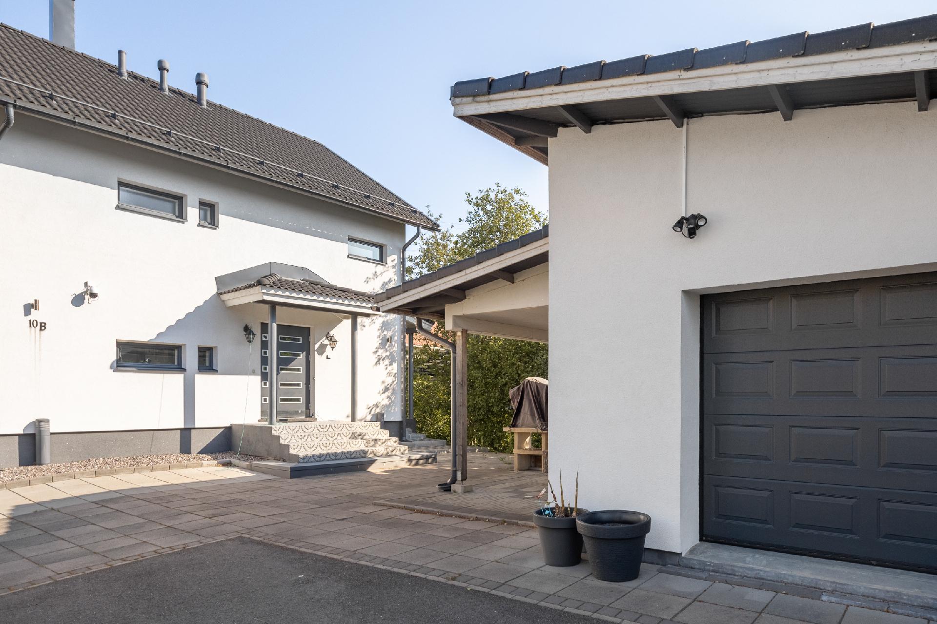 Valakkatie 10, Tapaninvainio, Helsinki