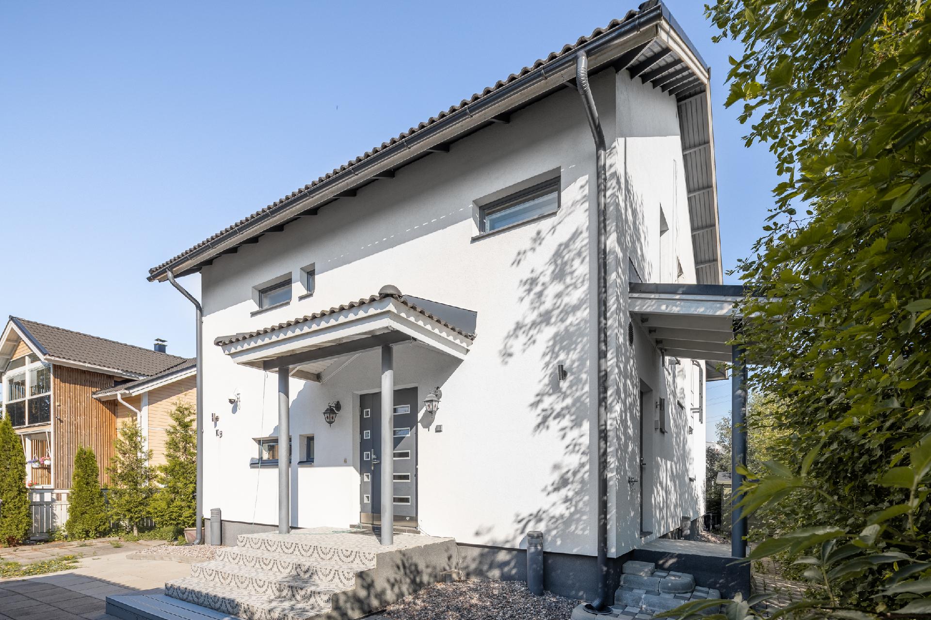 Valakkatie 10, Tapaninvainio, Helsinki