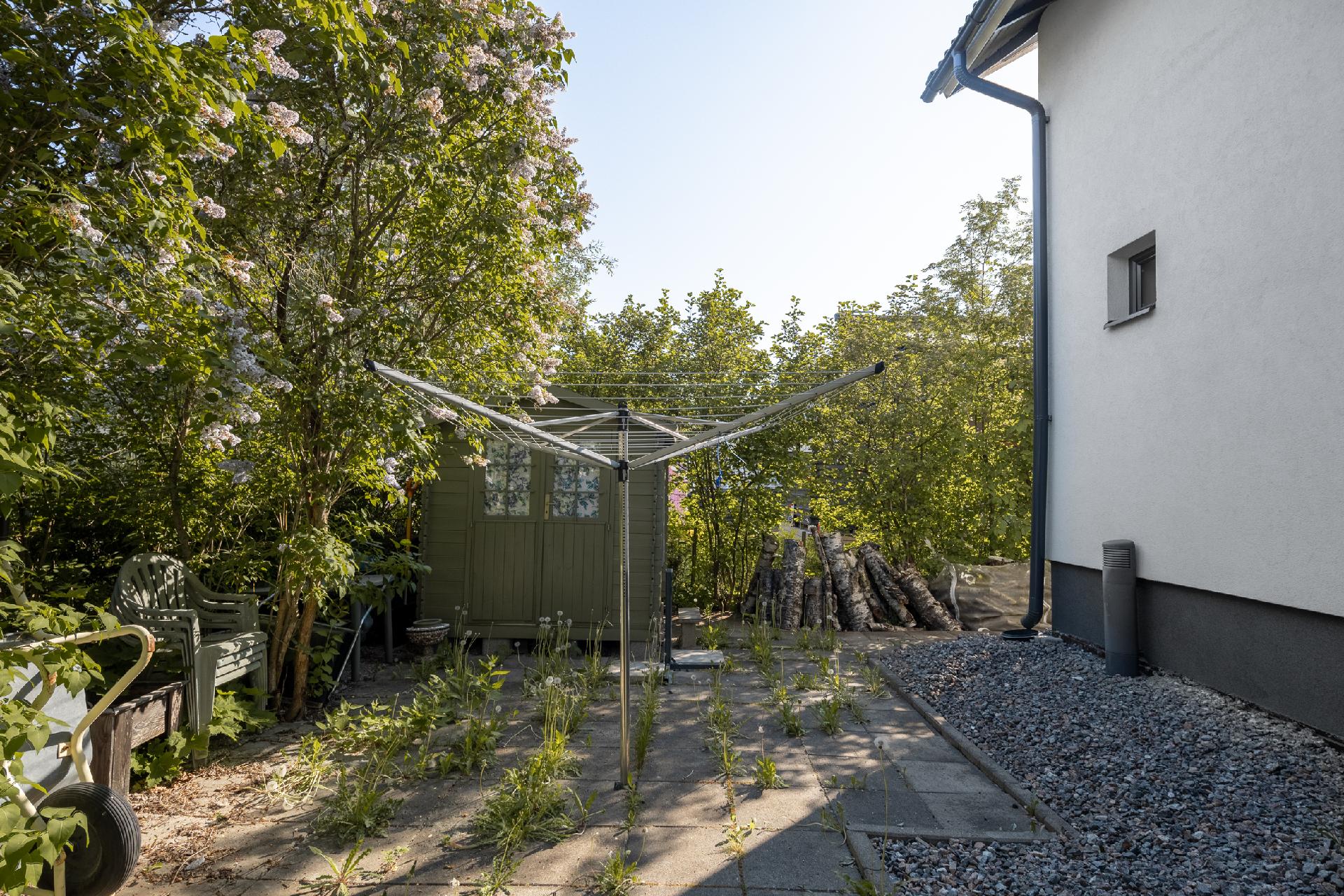 Valakkatie 10, Tapaninvainio, Helsinki