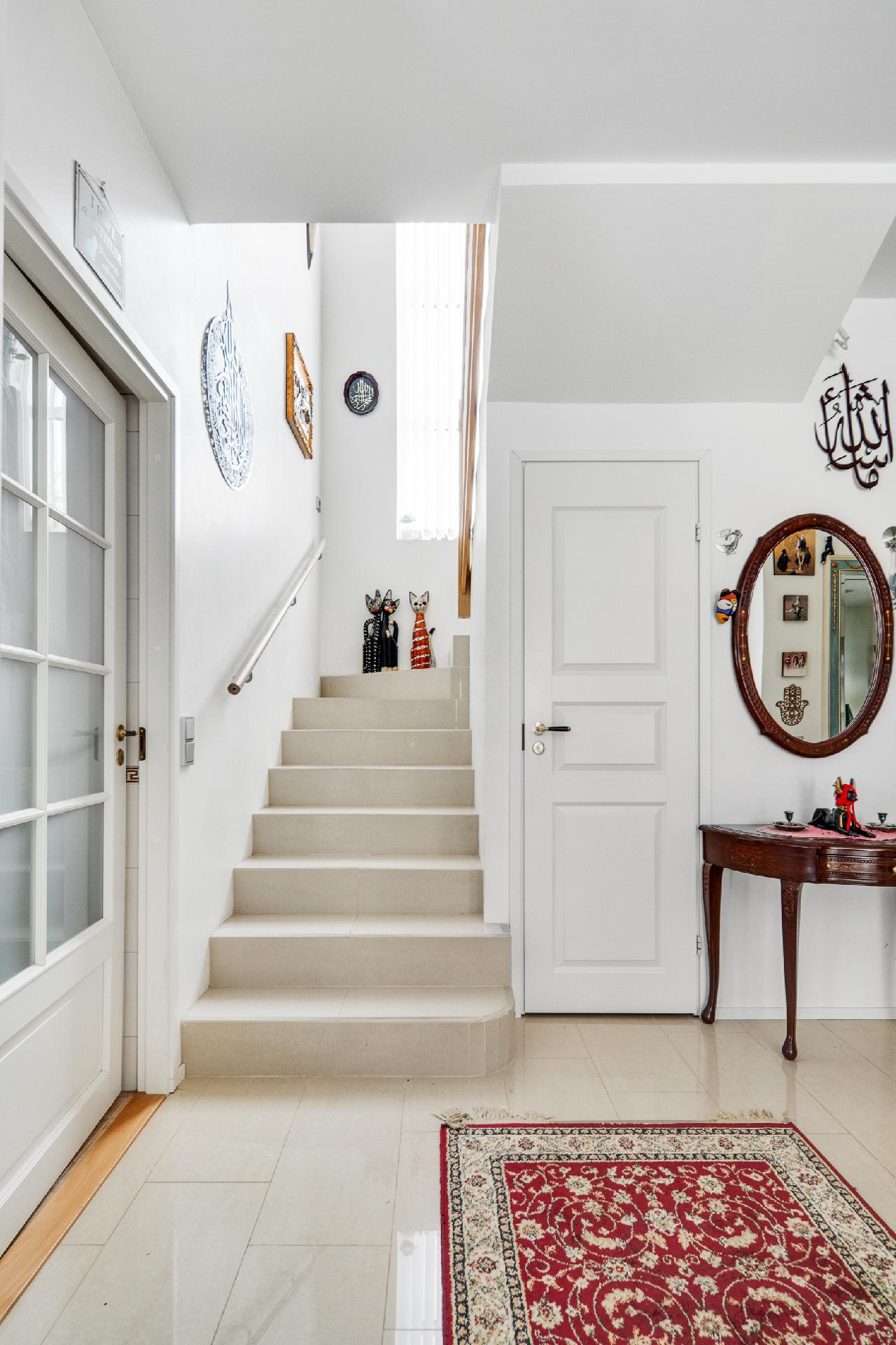 Valakkatie 10, Tapaninvainio, Helsinki