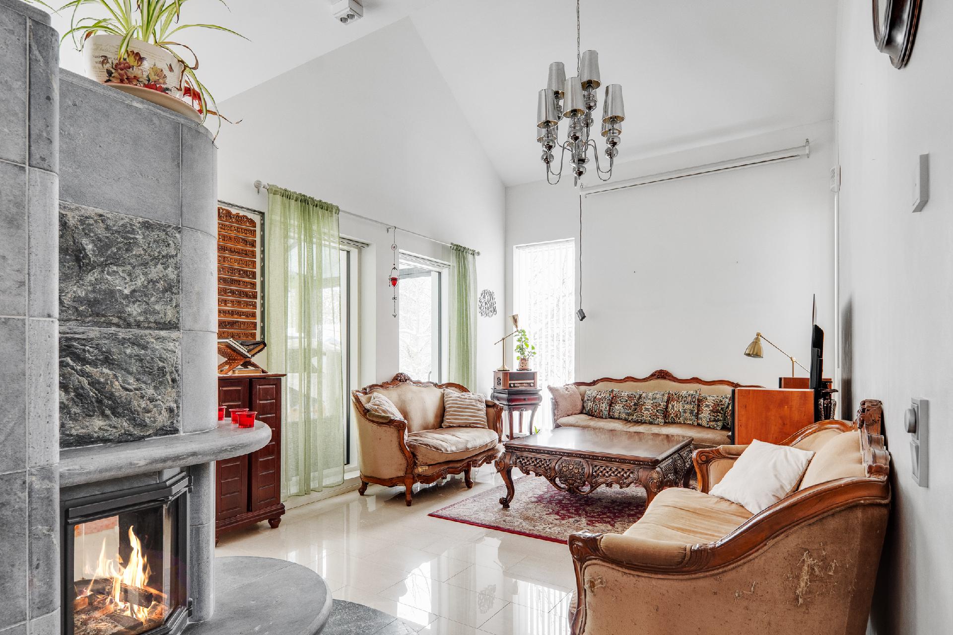 Valakkatie 10, Tapaninvainio, Helsinki