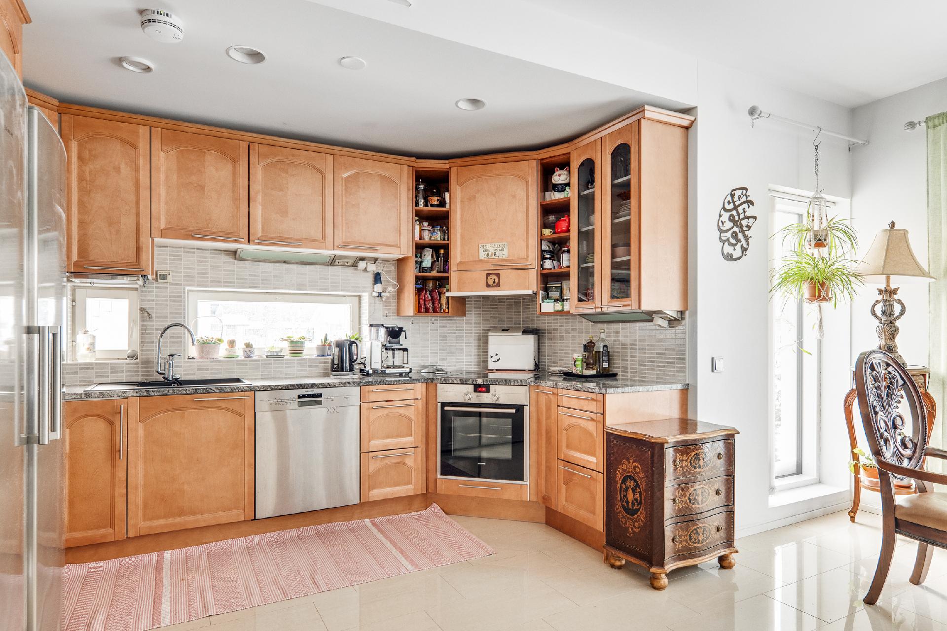 Valakkatie 10, Tapaninvainio, Helsinki