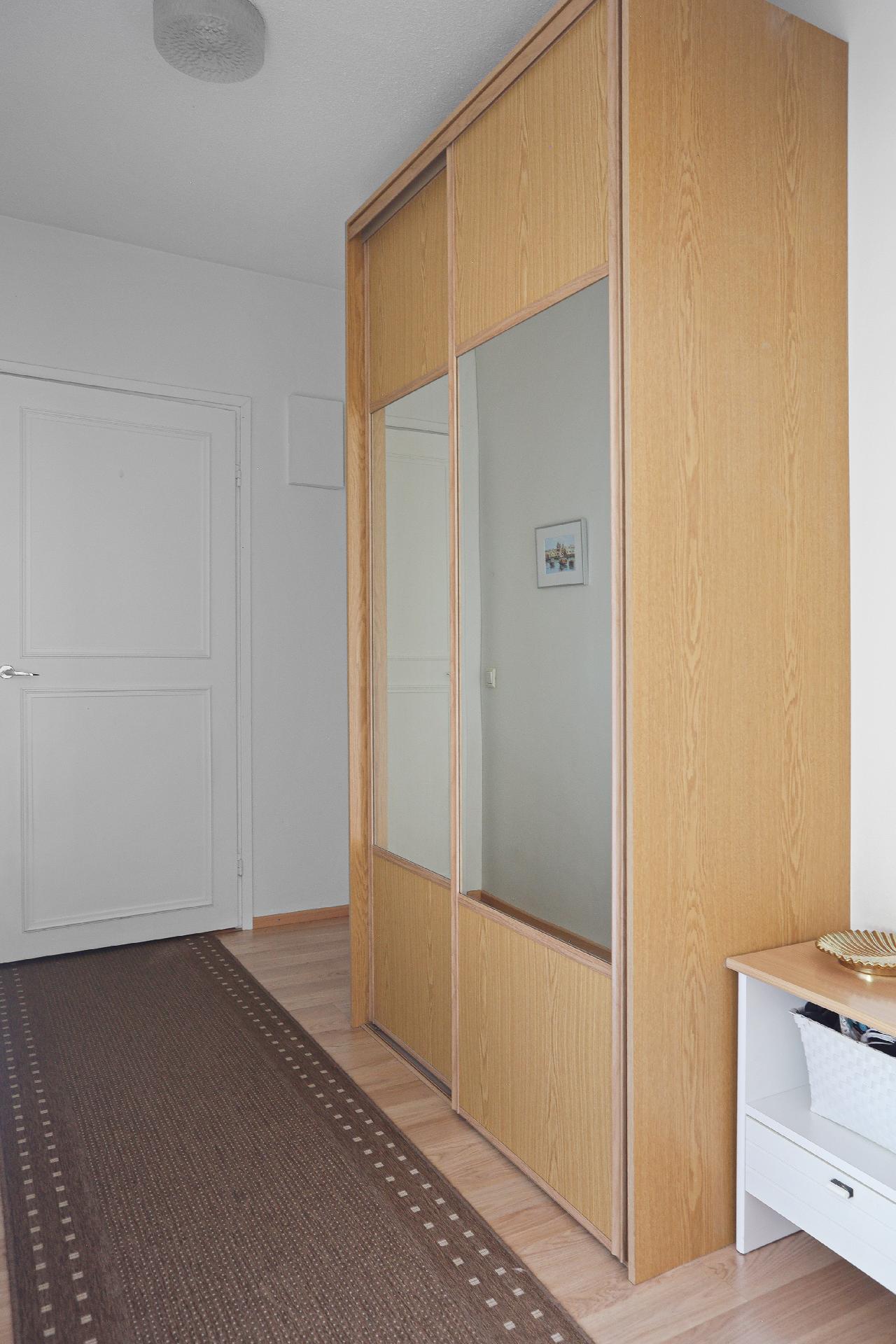 Pääportinraitti 4, Kasarminmäki, Kouvola