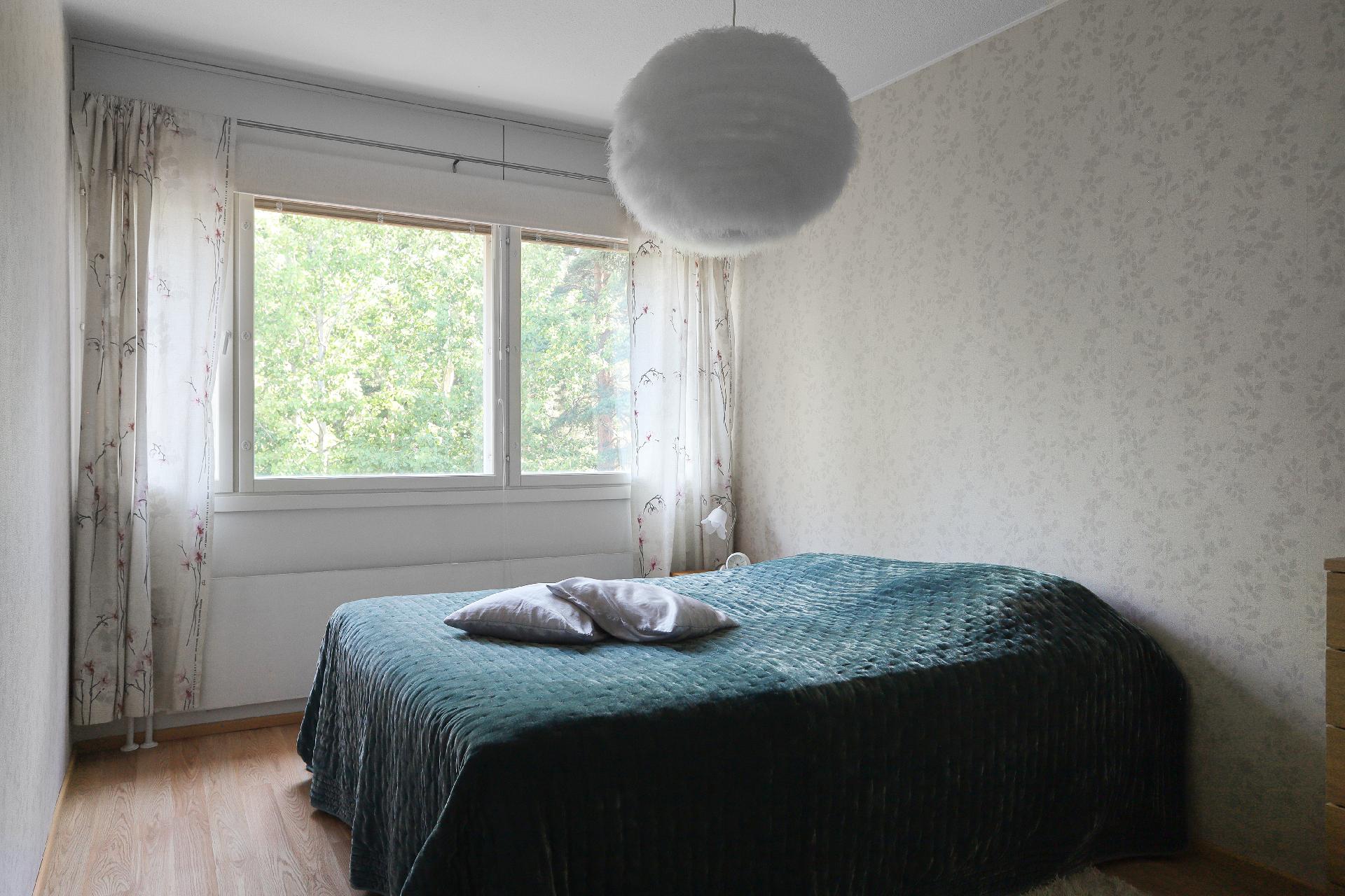 Pääportinraitti 4, Kasarminmäki, Kouvola