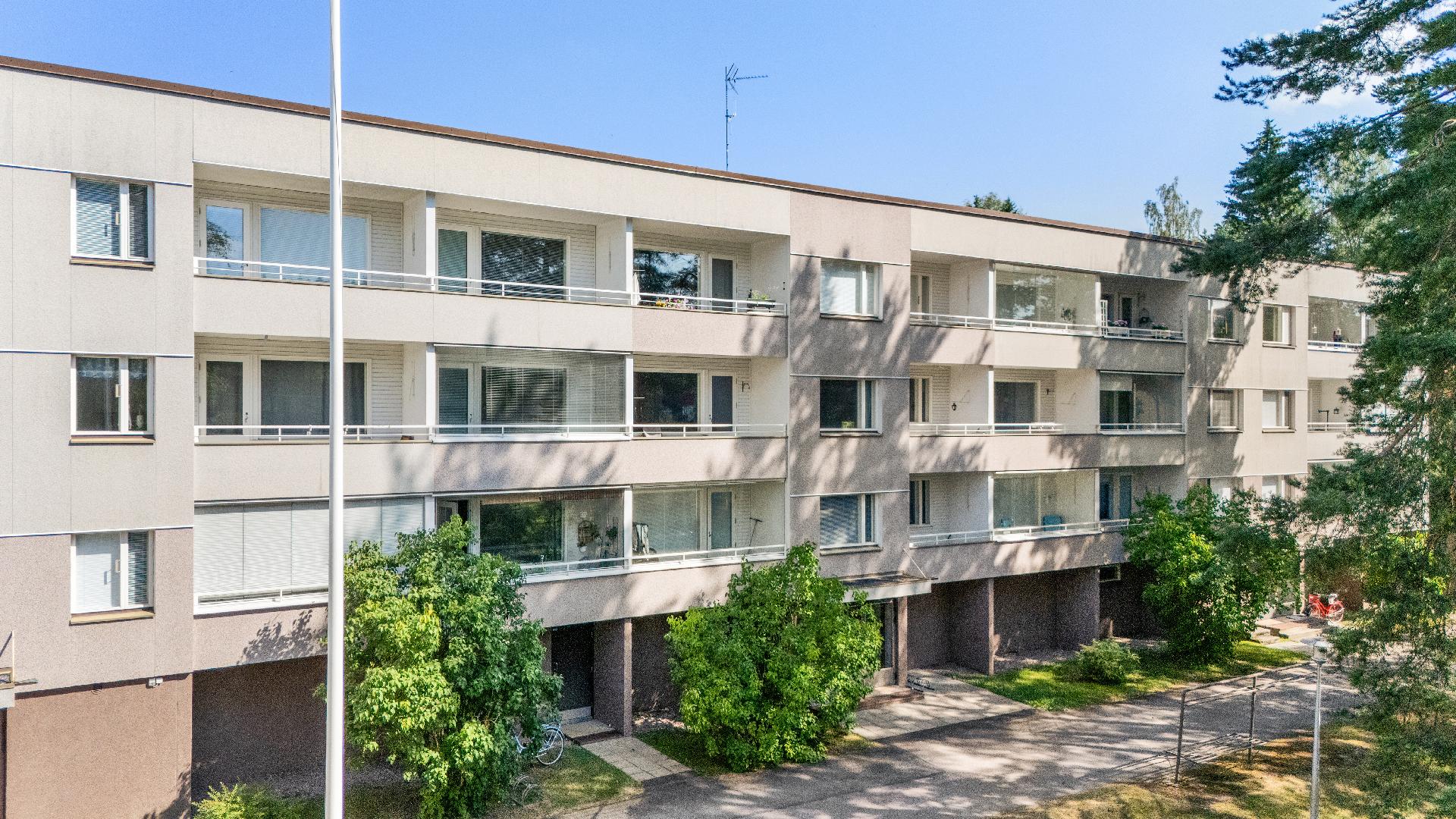 Pääportinraitti 4, Kasarminmäki, Kouvola