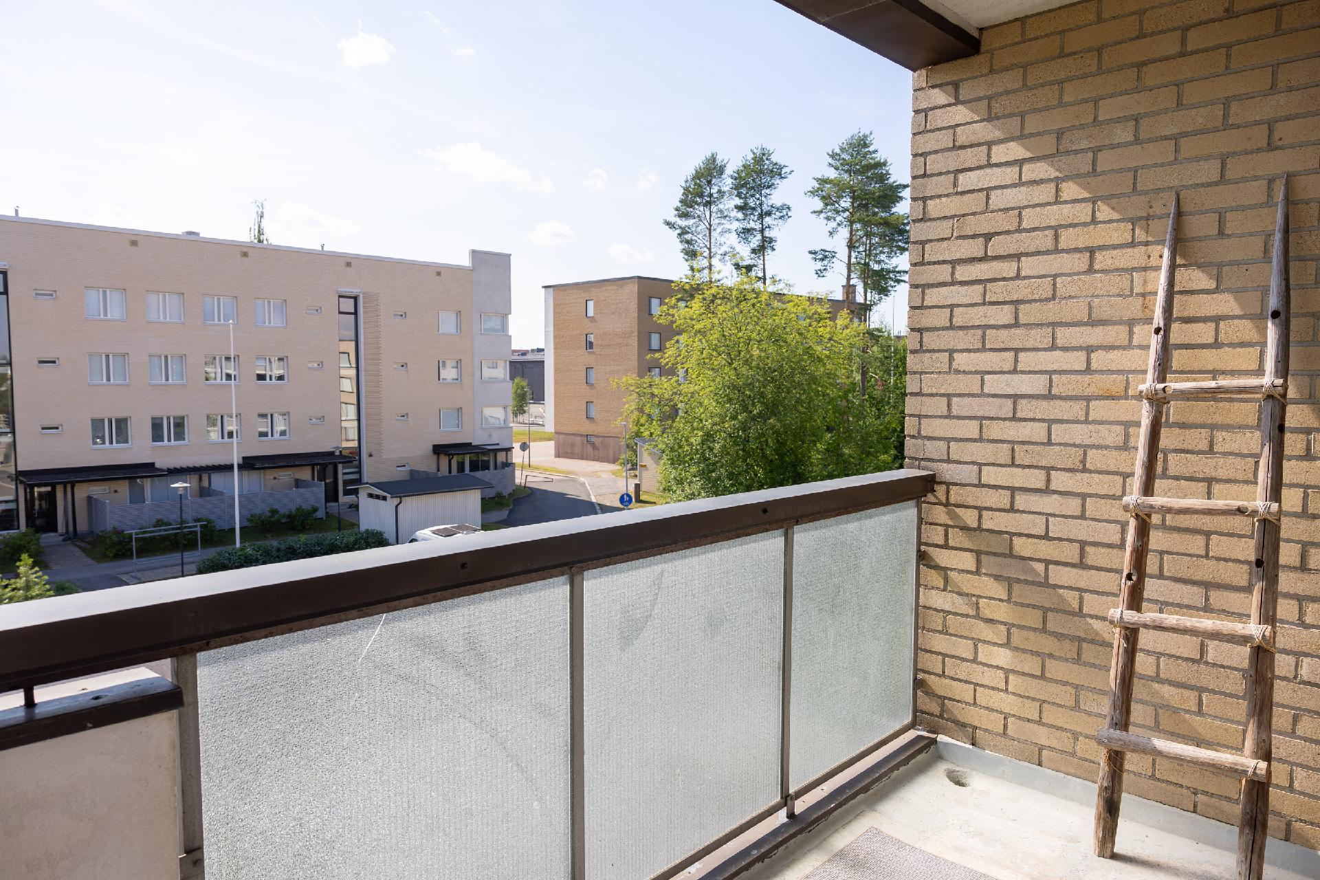 Pohjolankatu 8, Keskusta, Kajaani