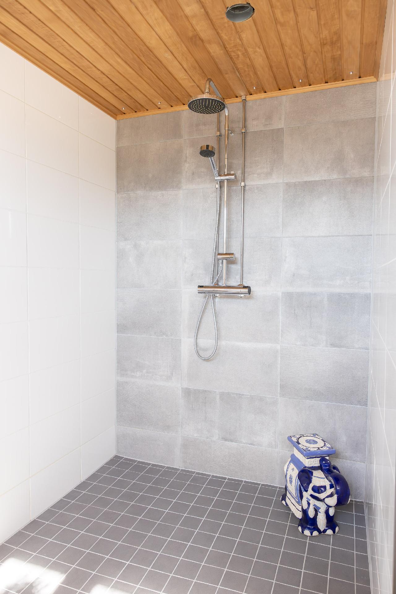 Pohjolankatu 8, Keskusta, Kajaani