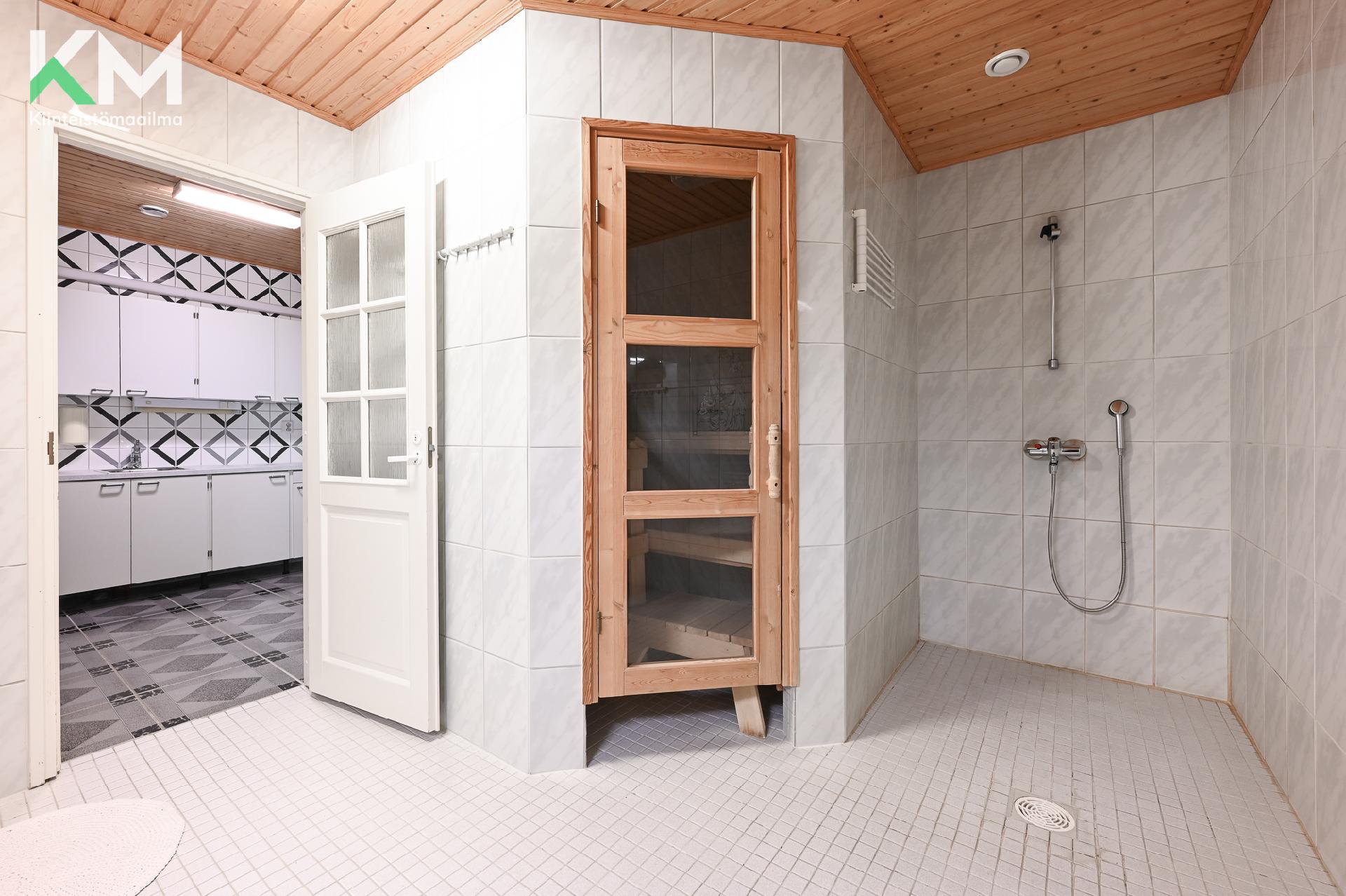 Rinkitie 6, Kaistila, Kurikka