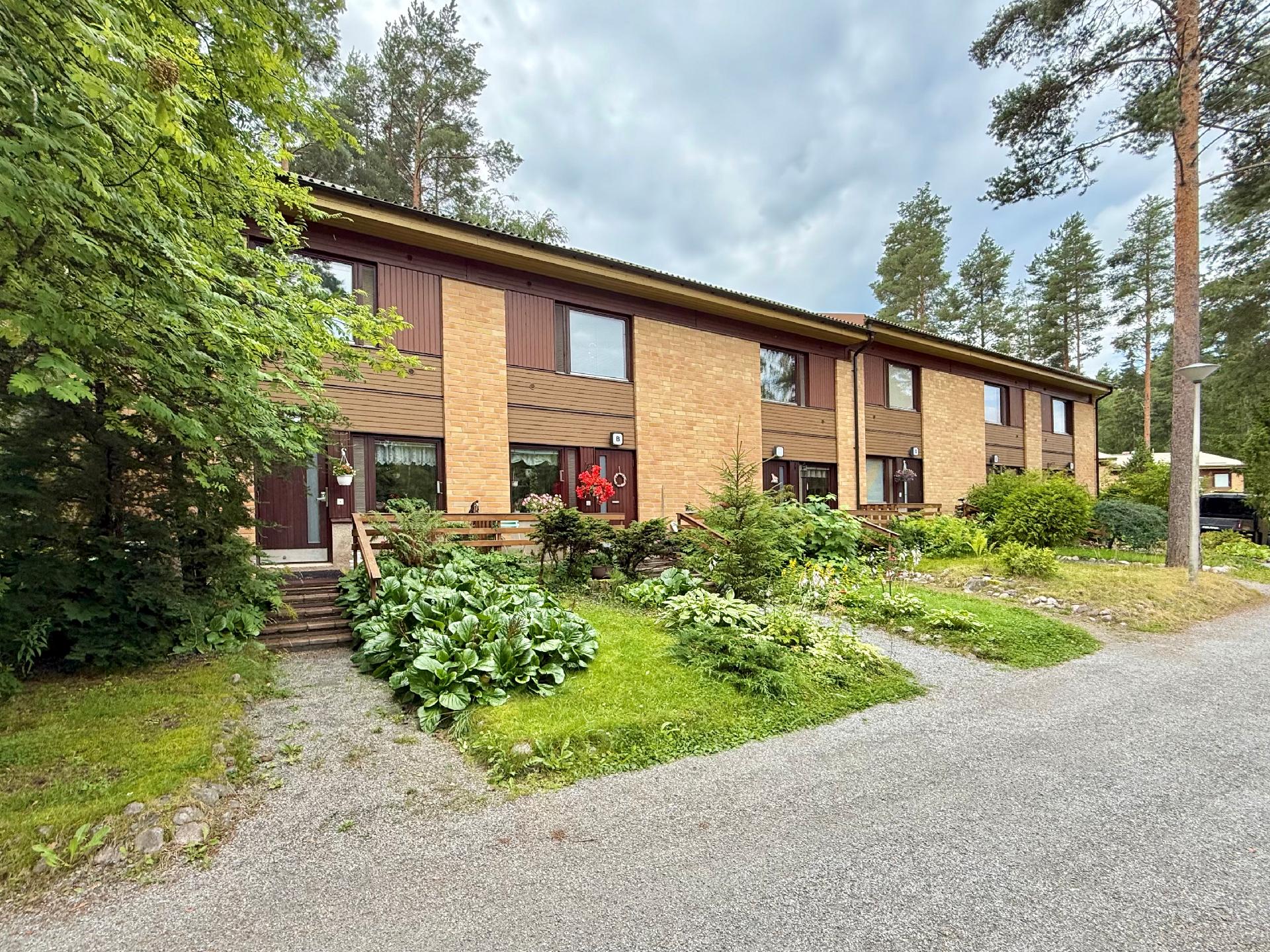 Hirventie 1, Loimalahti, Hämeenlinna