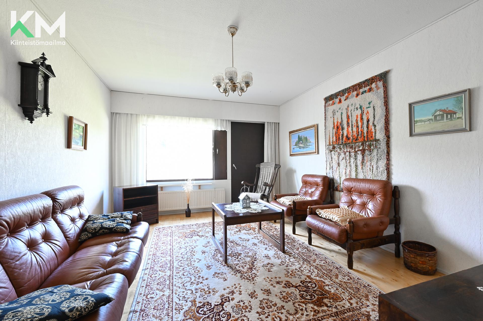 Huhdantie 1, Jyrä, Kurikka