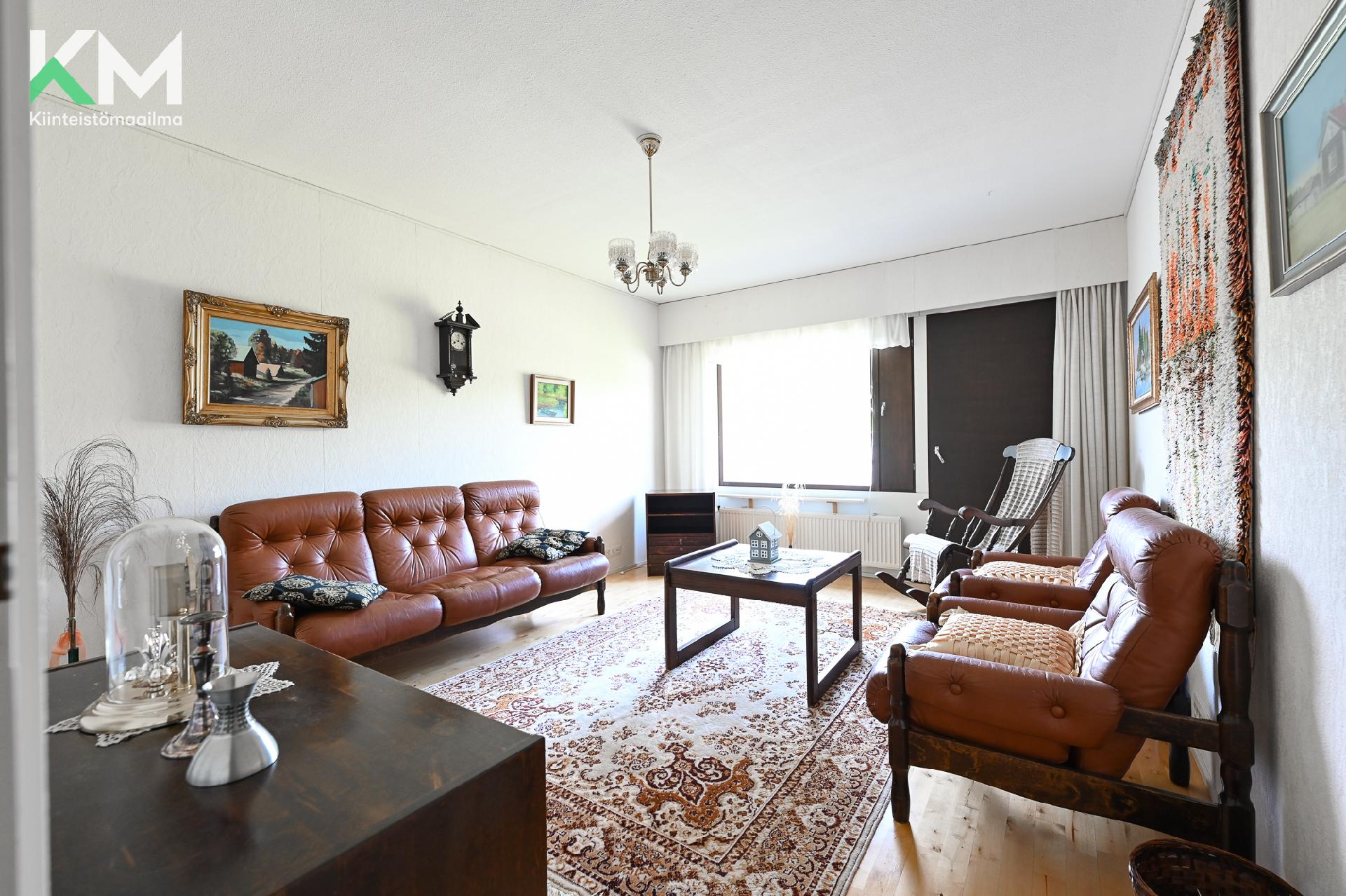 Huhdantie 1, Jyrä, Kurikka