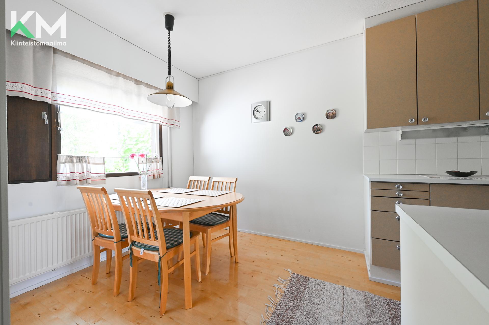 Huhdantie 1, Jyrä, Kurikka