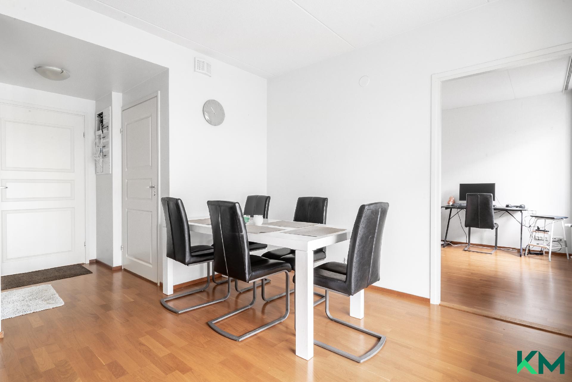 Aurinkotuulenkatu 20, Aurinkolahti, Helsinki