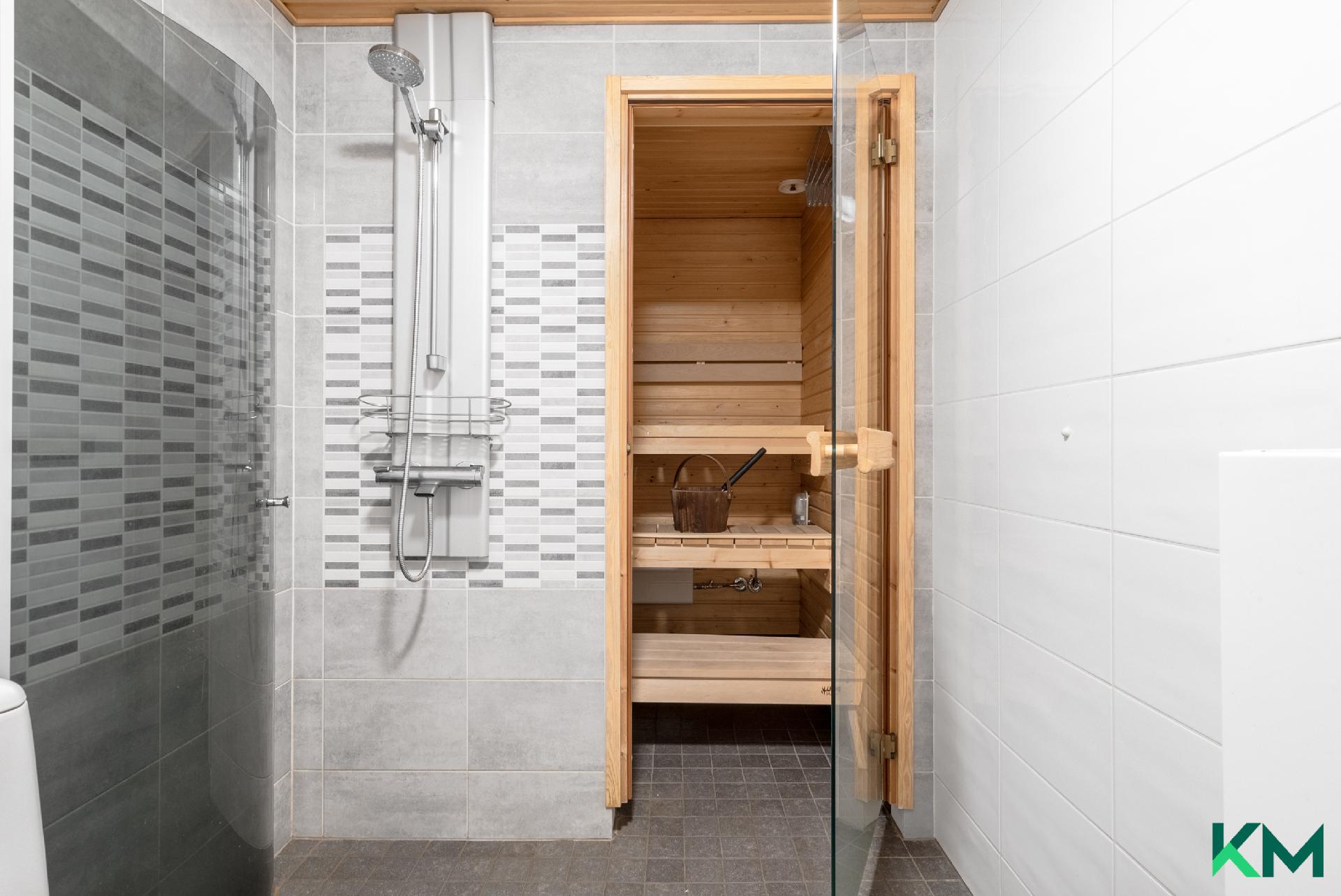 Aurinkotuulenkatu 20, Aurinkolahti, Helsinki