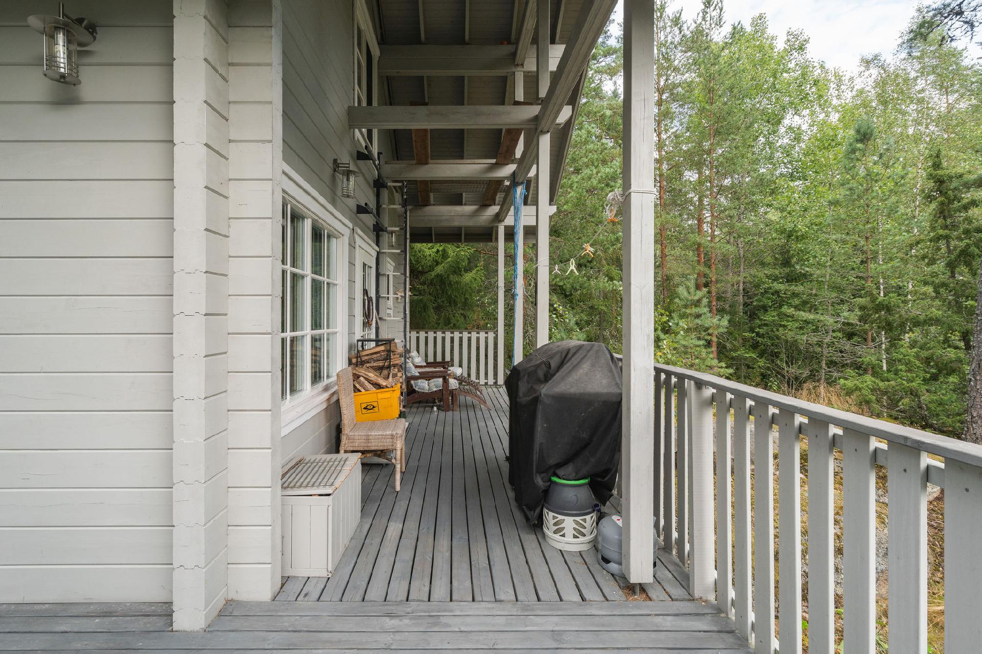 Jäkälämäki 25, Millola, Lohja