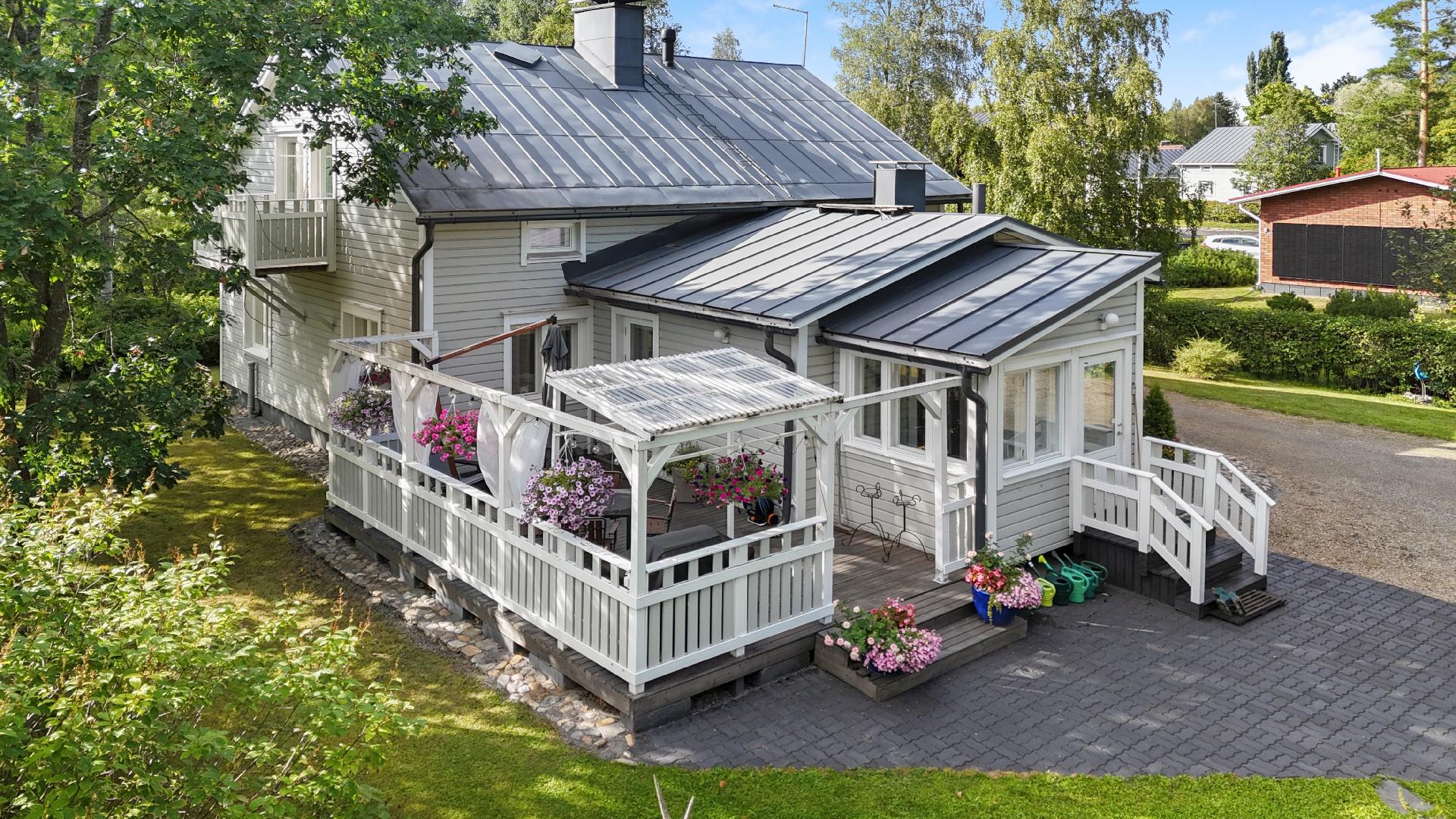 Sariolankatu 4, Karsikko, Joensuu