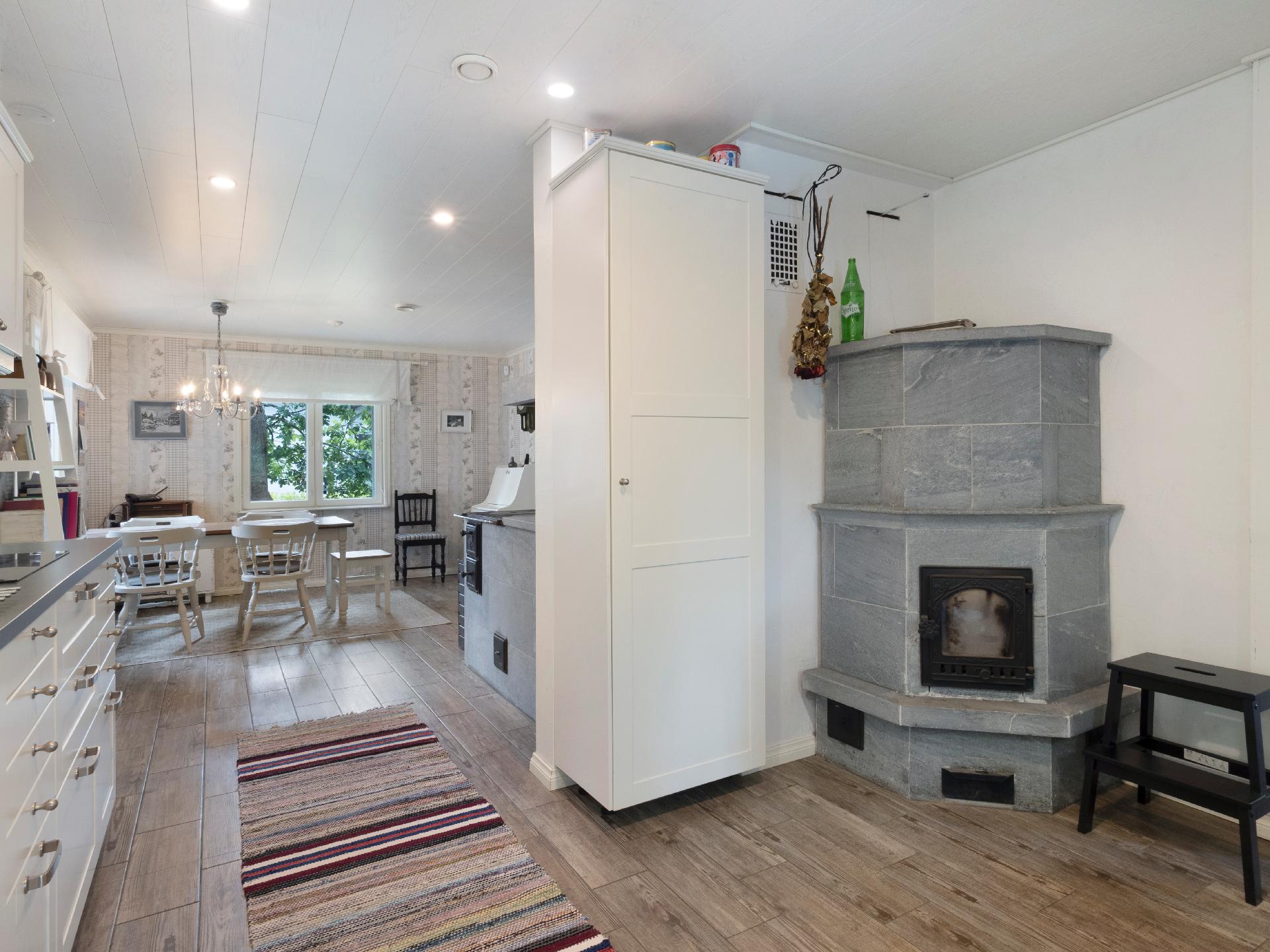 Sariolankatu 4, Karsikko, Joensuu