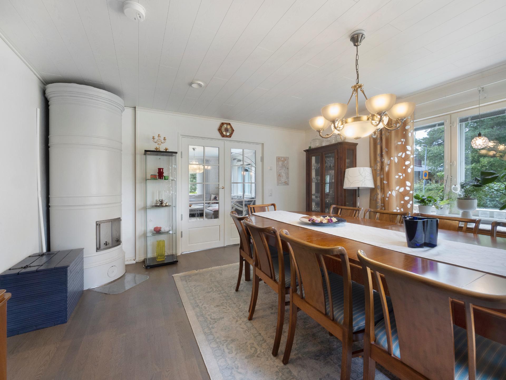 Sariolankatu 4, Karsikko, Joensuu