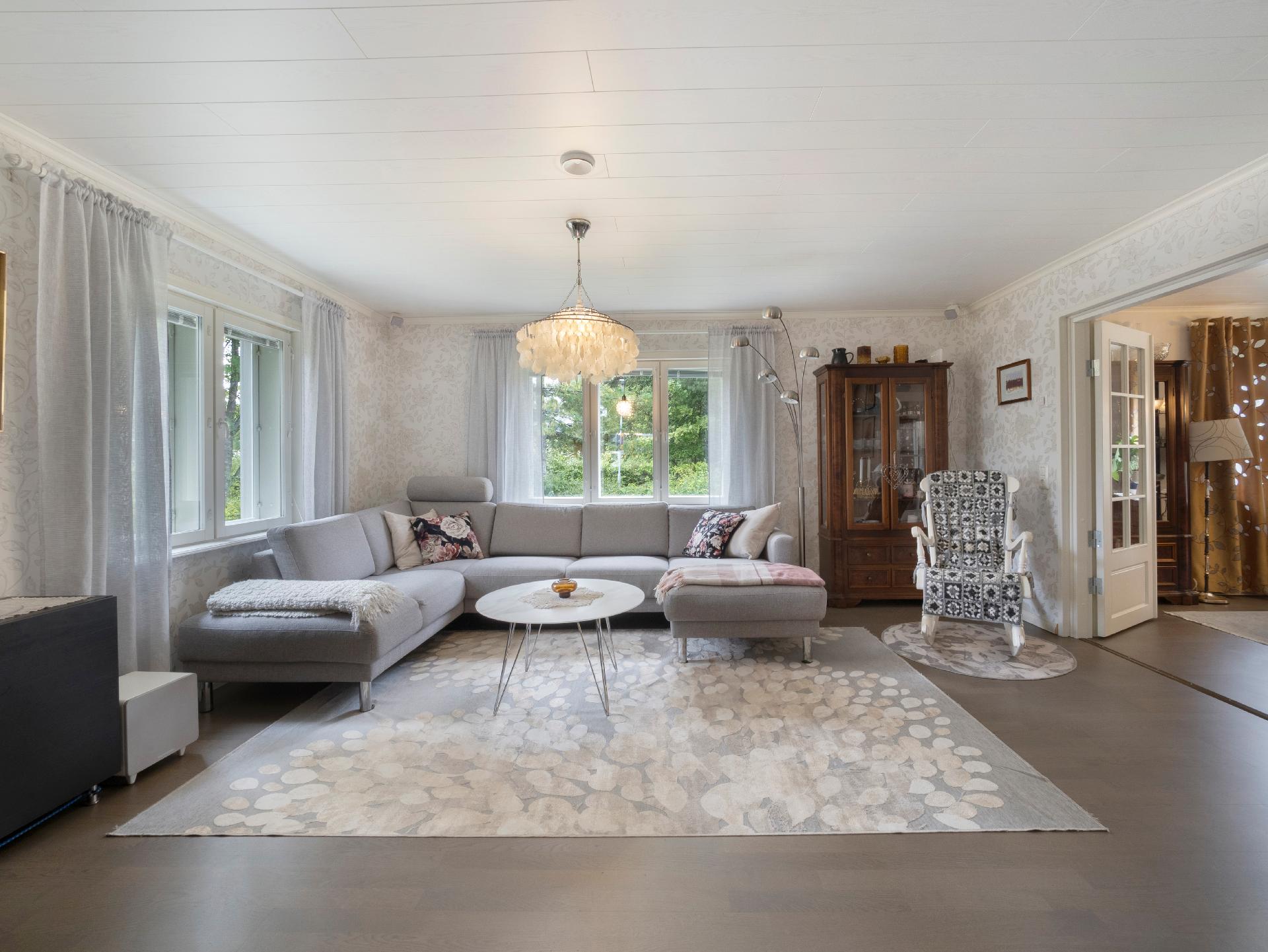 Sariolankatu 4, Karsikko, Joensuu