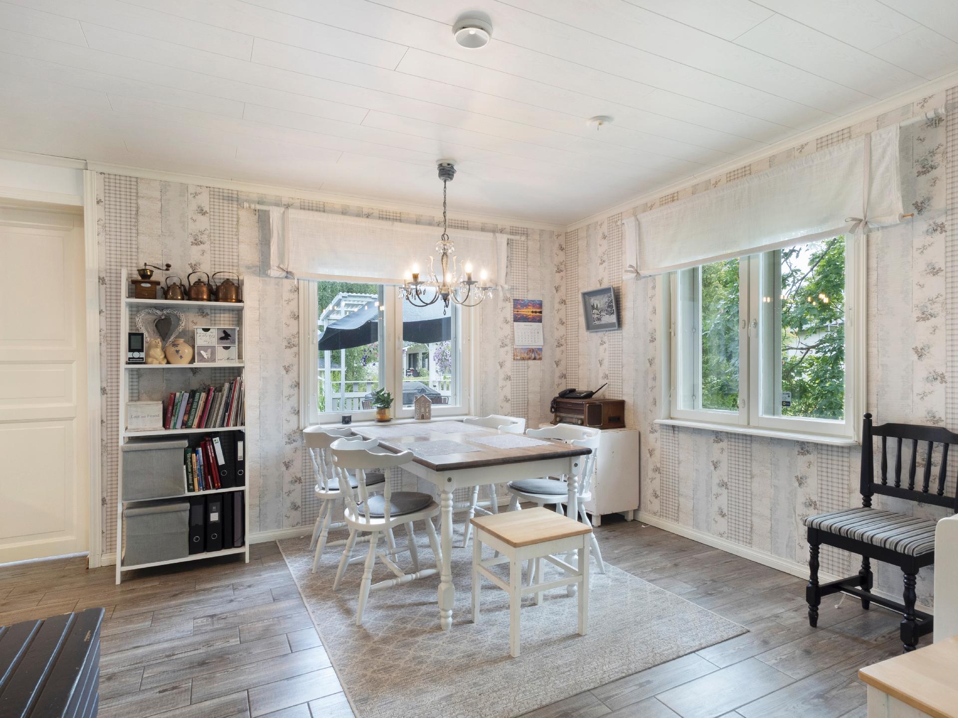 Sariolankatu 4, Karsikko, Joensuu