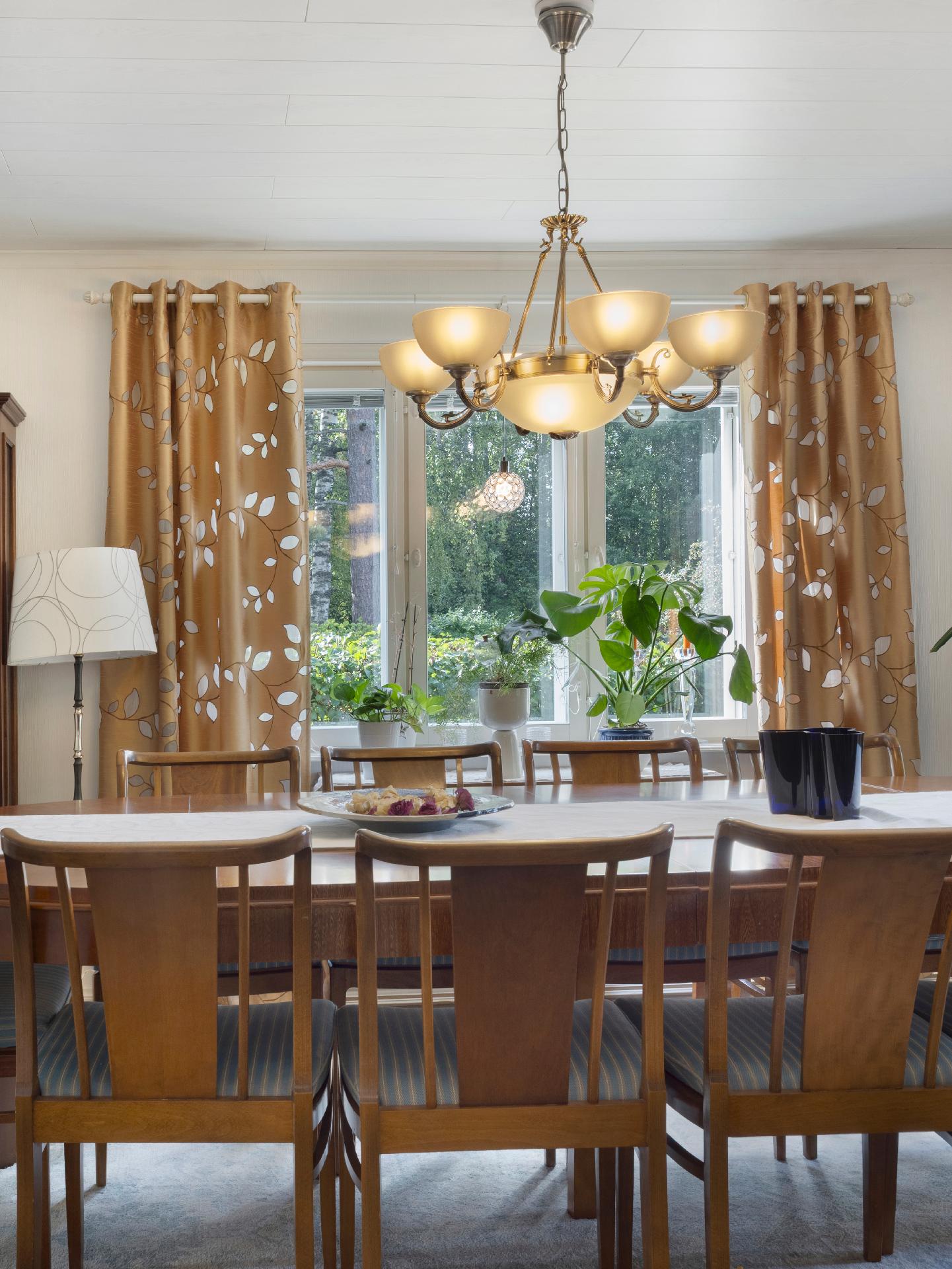 Sariolankatu 4, Karsikko, Joensuu