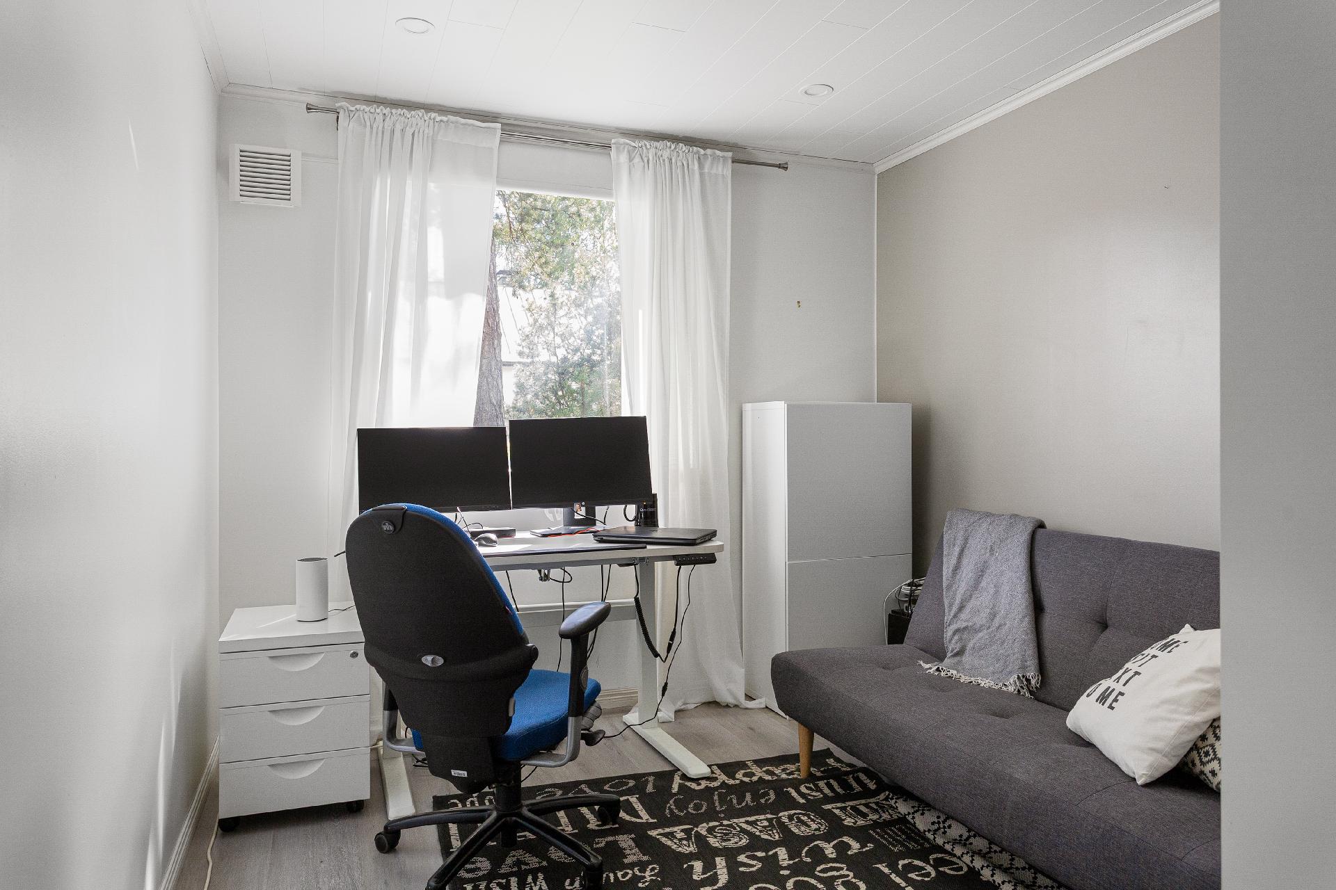 Uudenmaankatu 54, Kaunisnurmi, Kouvola