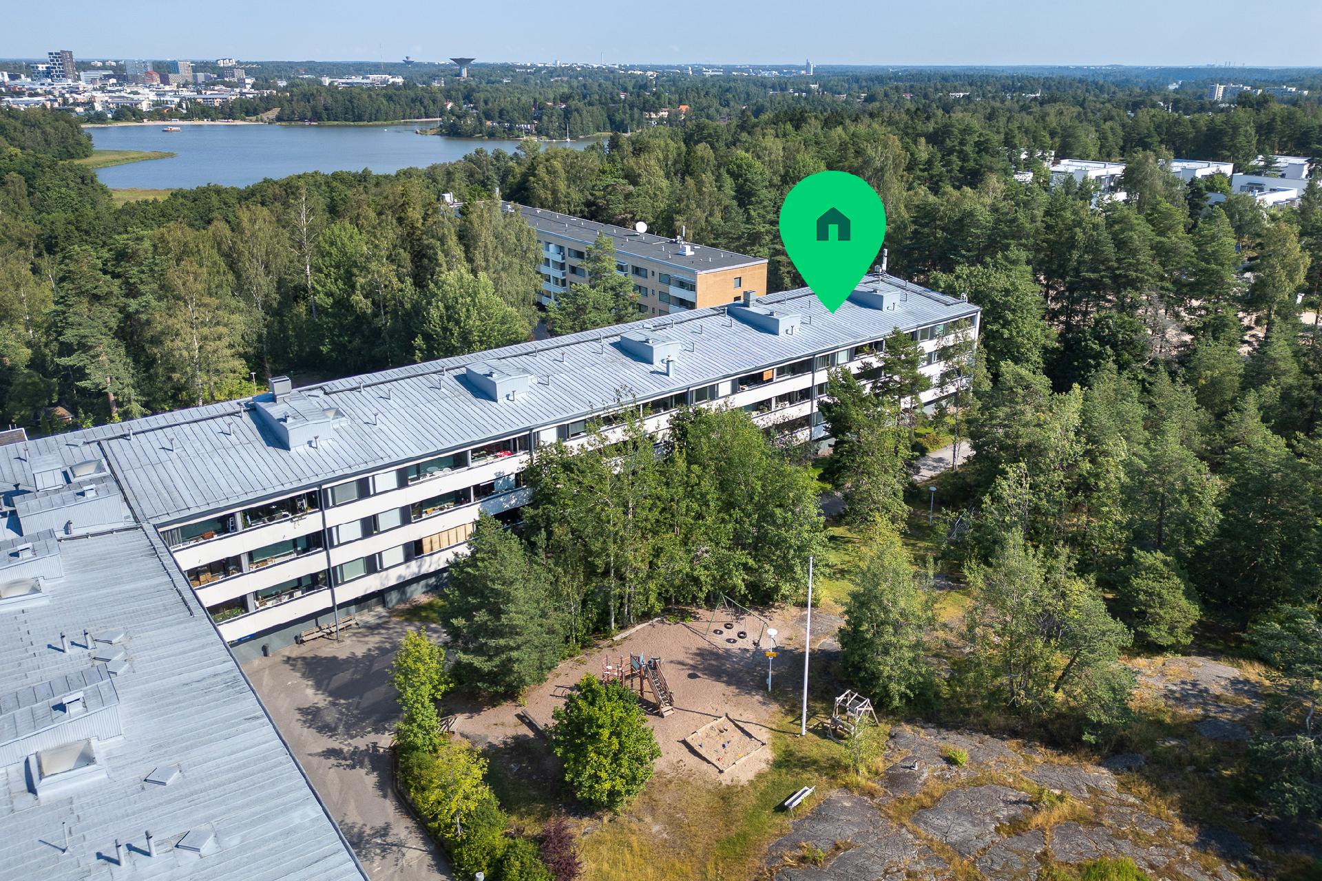 Sijainti luonnon keskellä!