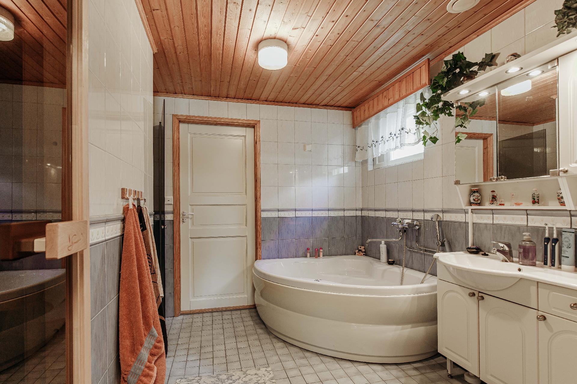 Riskuntie 12, Riskunmäki, Seinäjoki