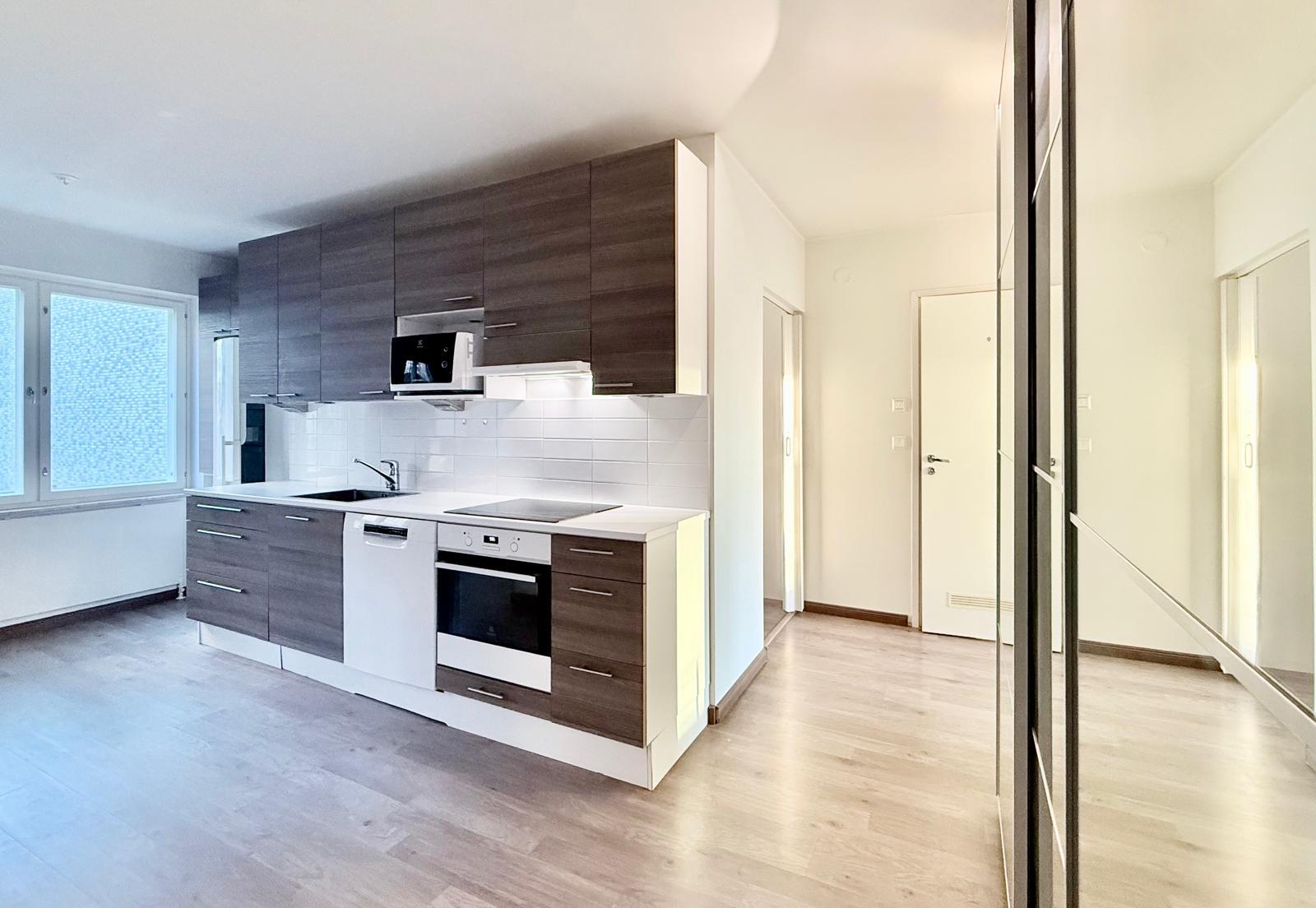 Toinen Linja 9, Hakaniemi, Helsinki