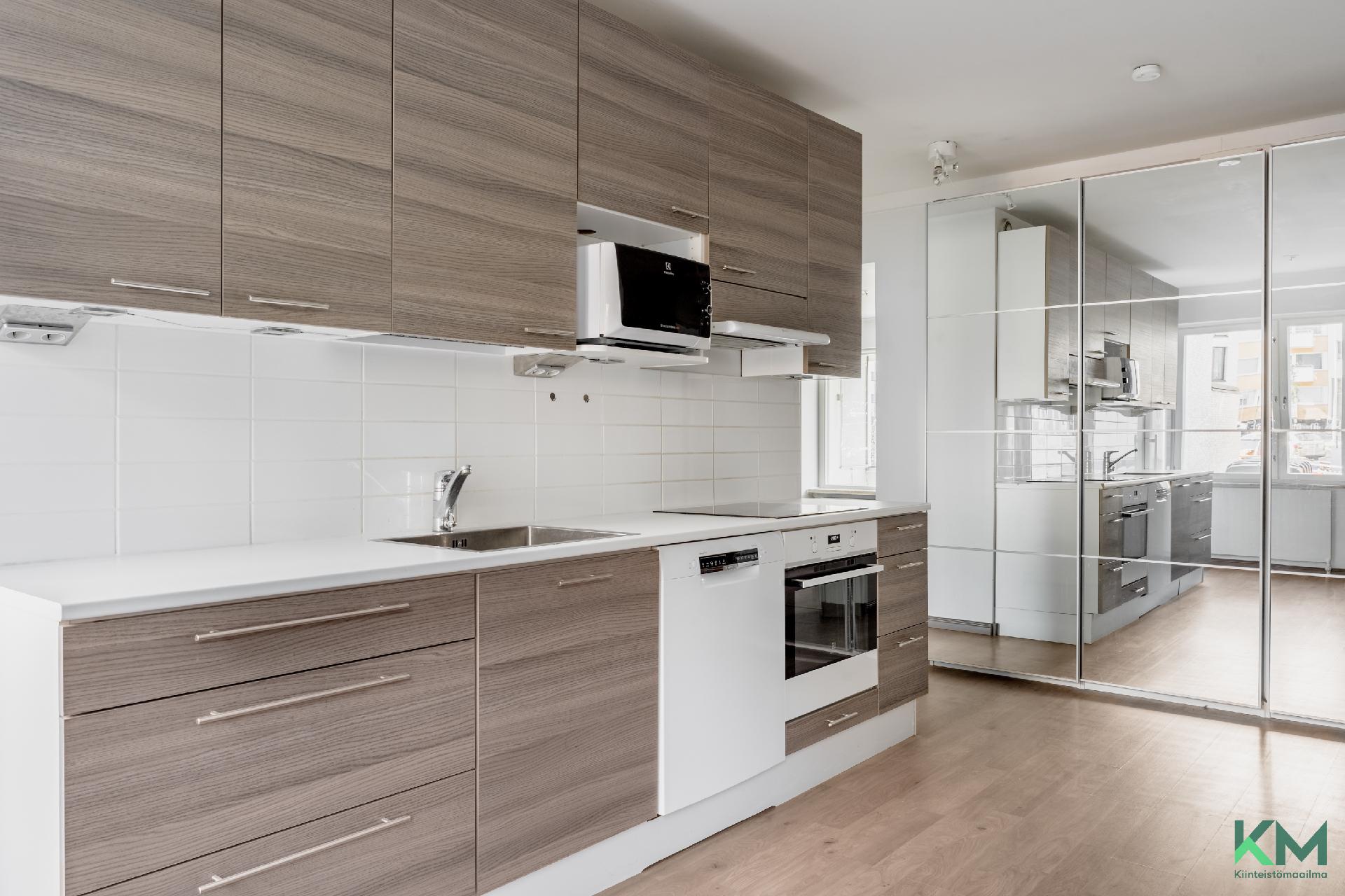 Toinen Linja 9, Hakaniemi, Helsinki