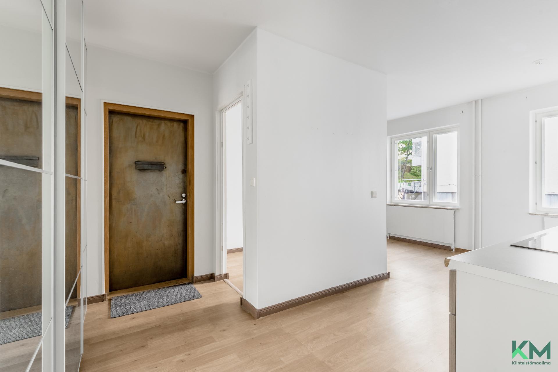 Toinen Linja 9, Hakaniemi, Helsinki