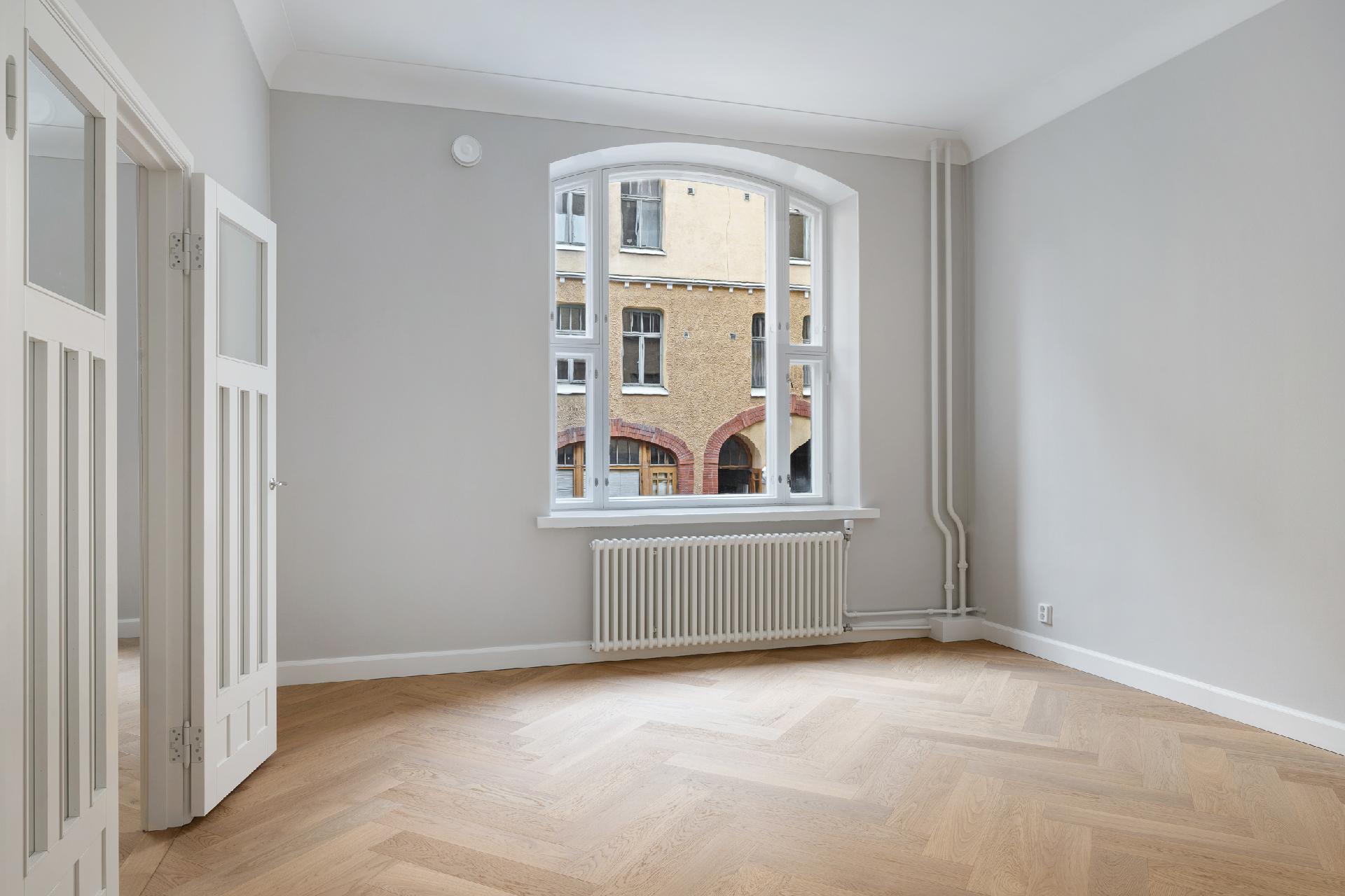 Luotsikatu 4, Katajanokka, Helsinki