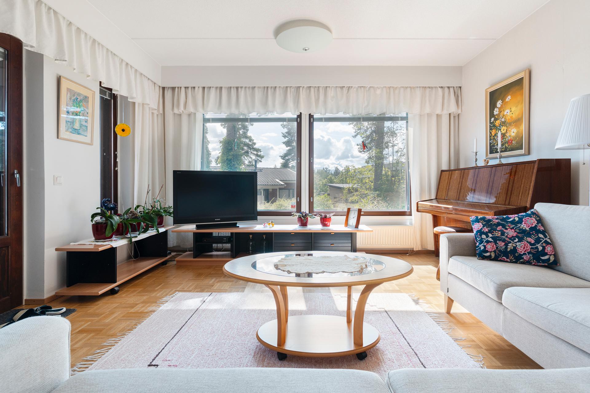 Törmäniityntie 7, Viherlaakso, Espoo